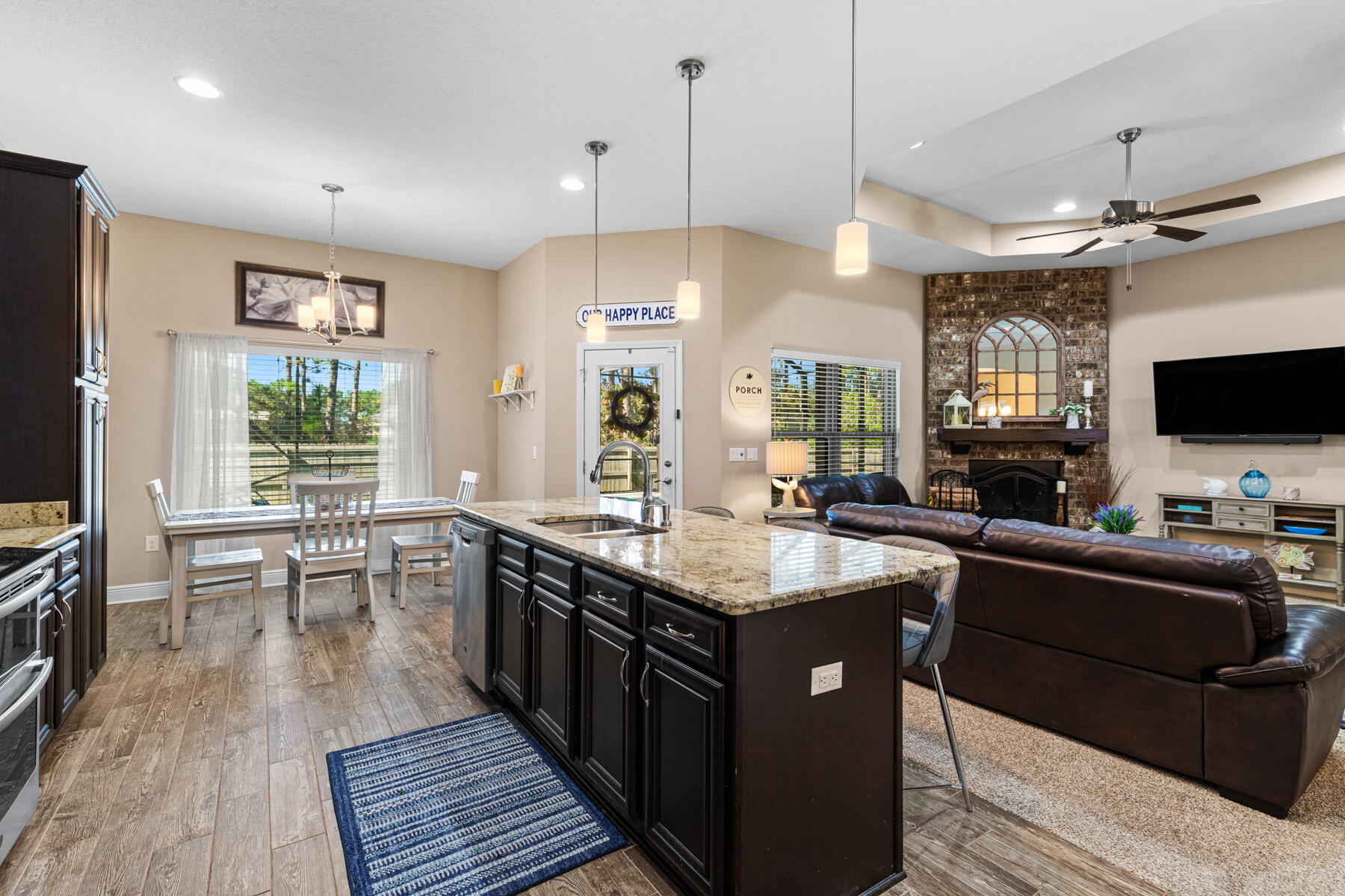 HOLLEY BY THE SEA - Residential