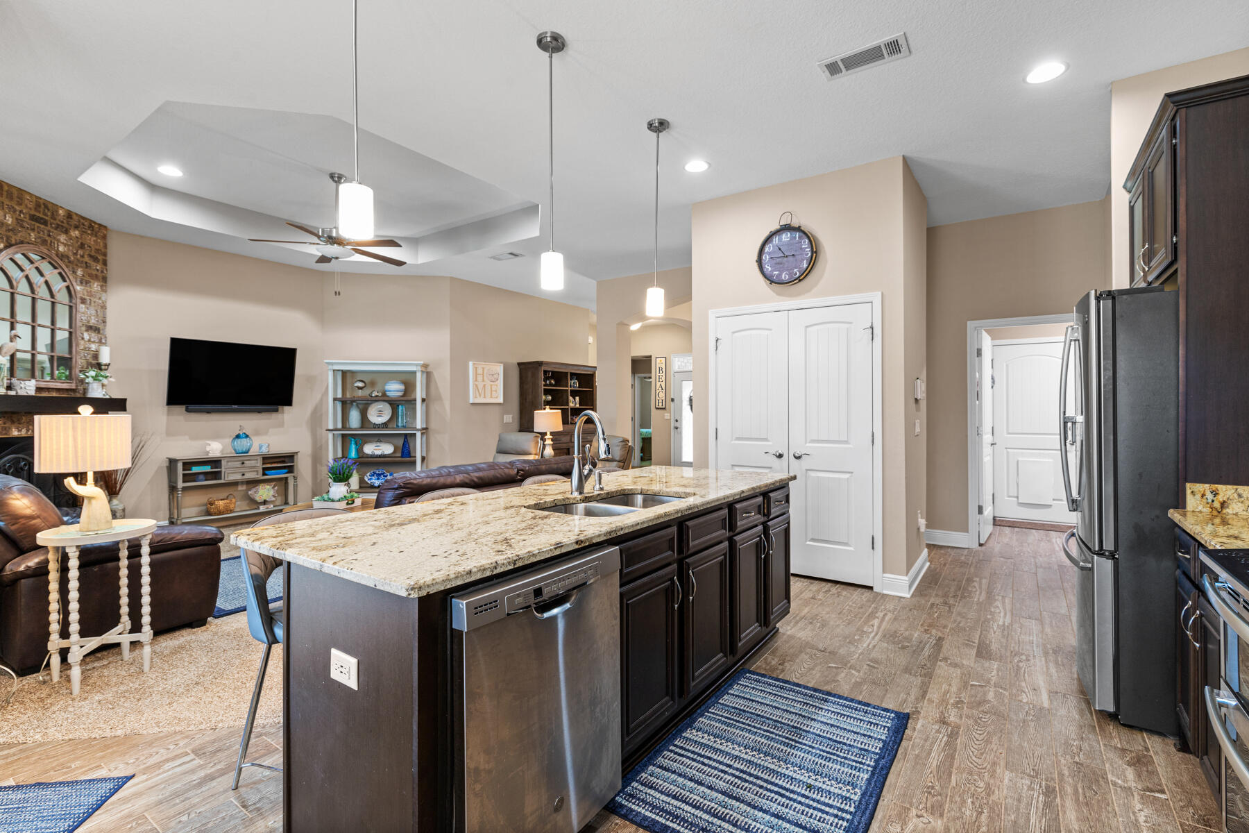 HOLLEY BY THE SEA - Residential