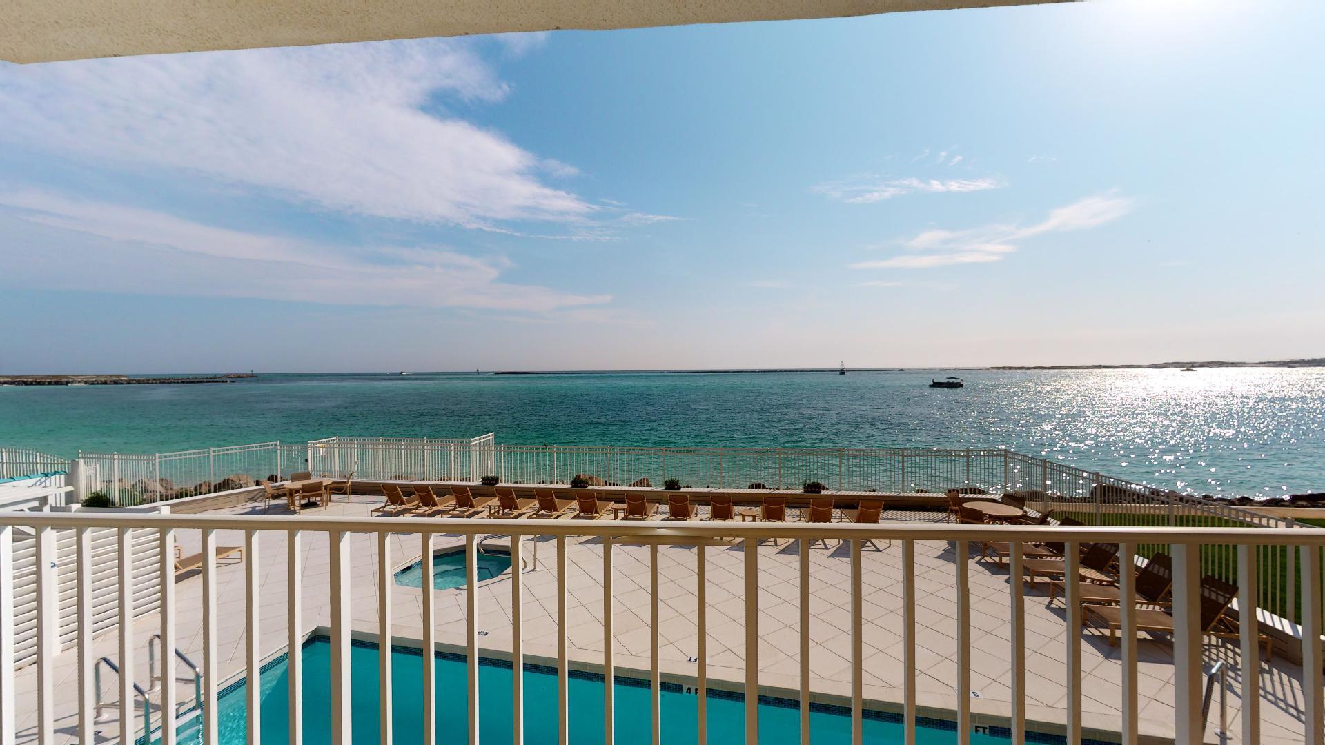 WATERVIEW TOWERS PH 2 - Residential