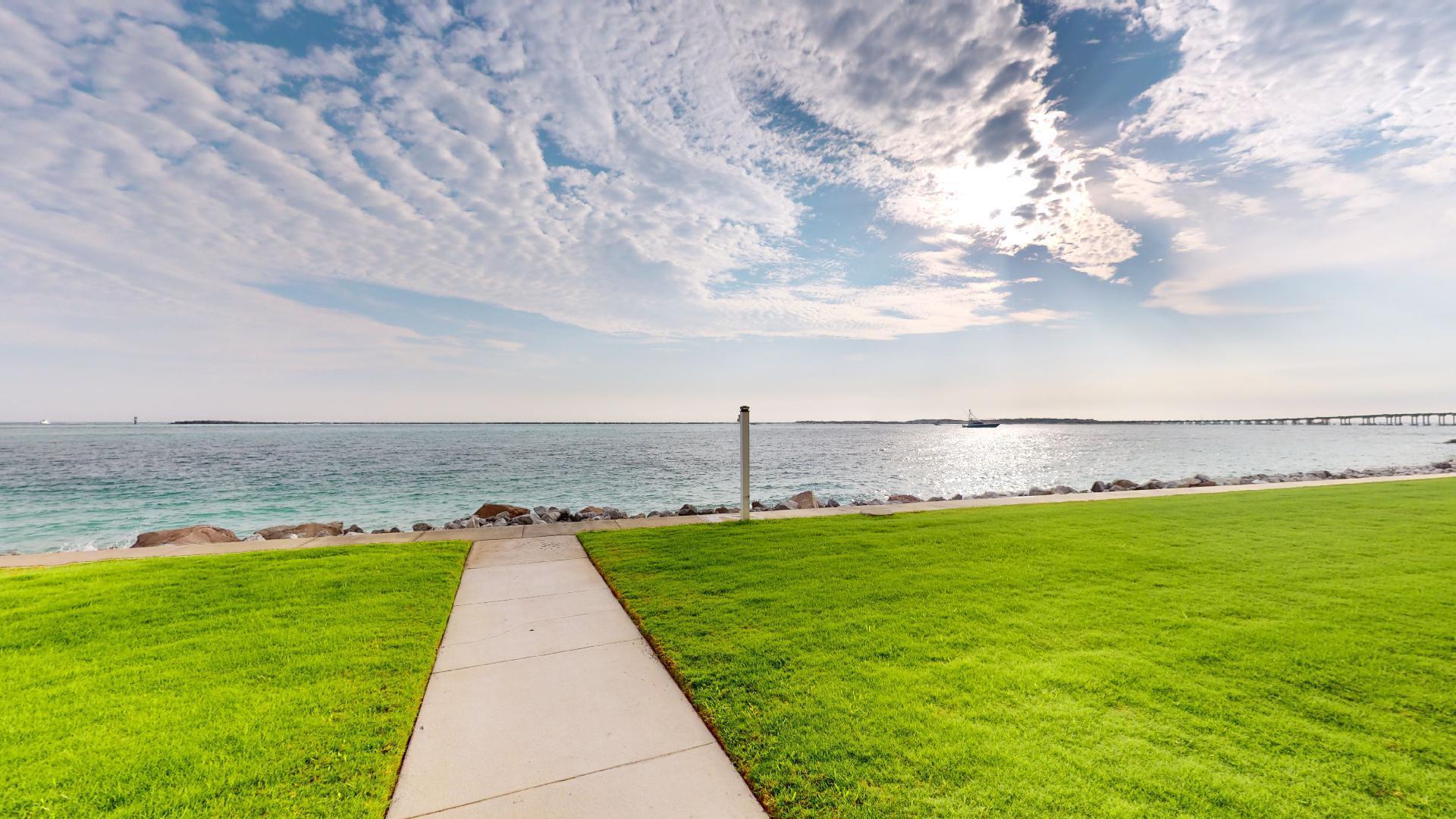 WATERVIEW TOWERS PH 2 - Residential
