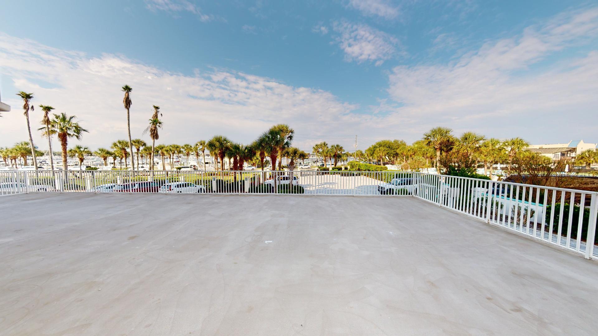 WATERVIEW TOWERS PH 2 - Residential