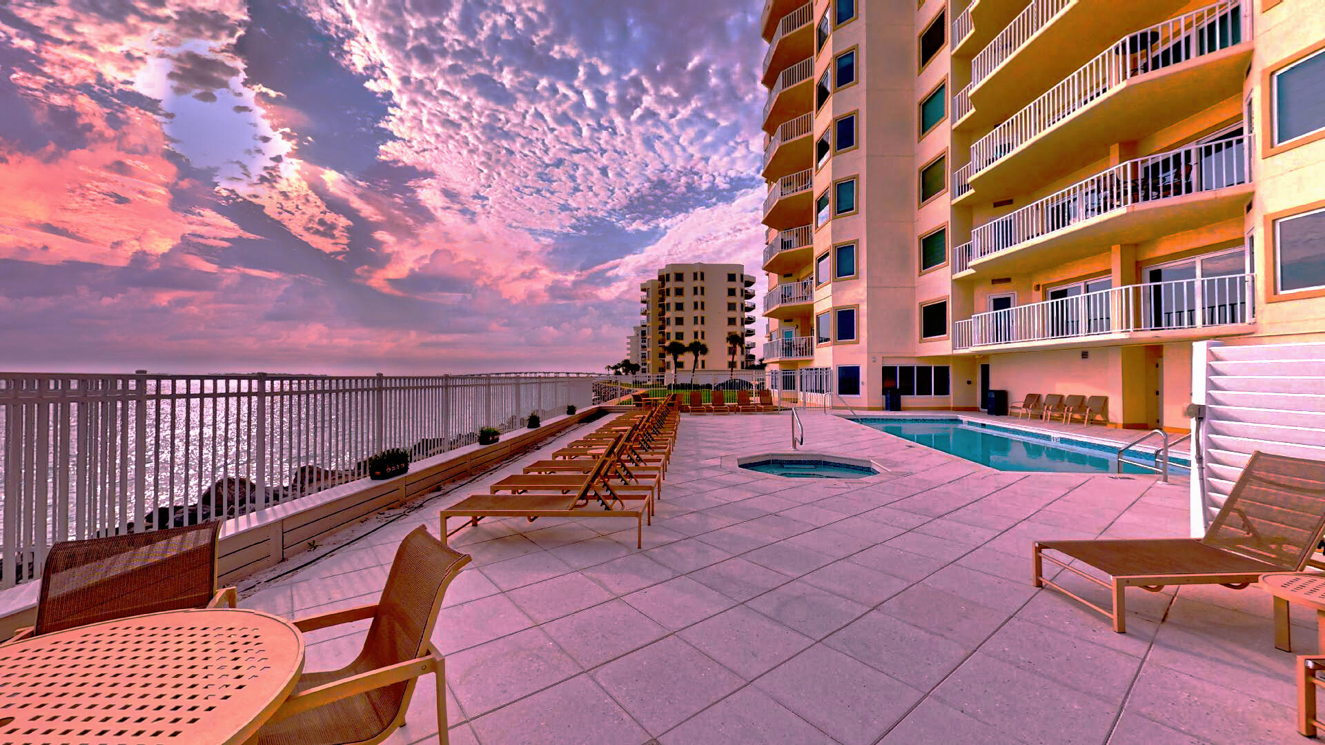 WATERVIEW TOWERS PH 2 - Residential