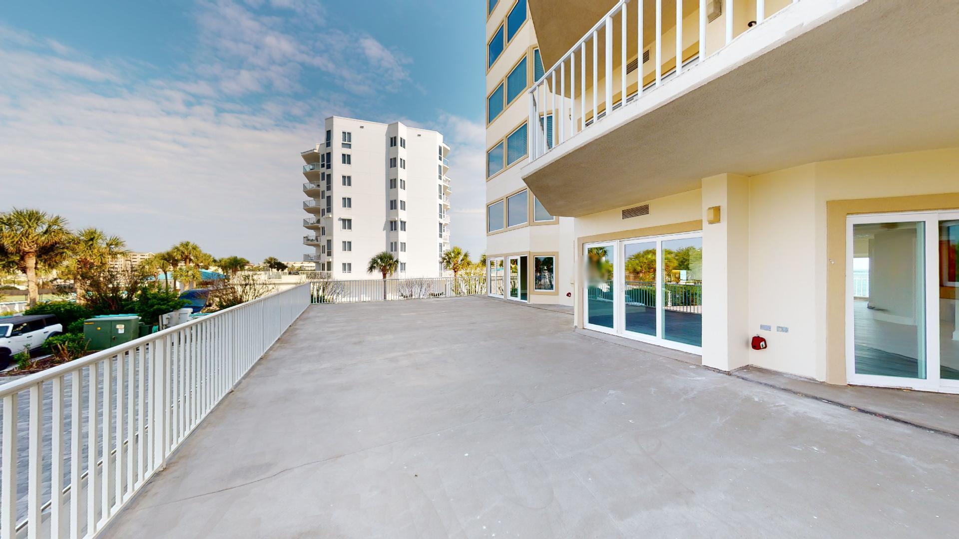 WATERVIEW TOWERS PH 2 - Residential