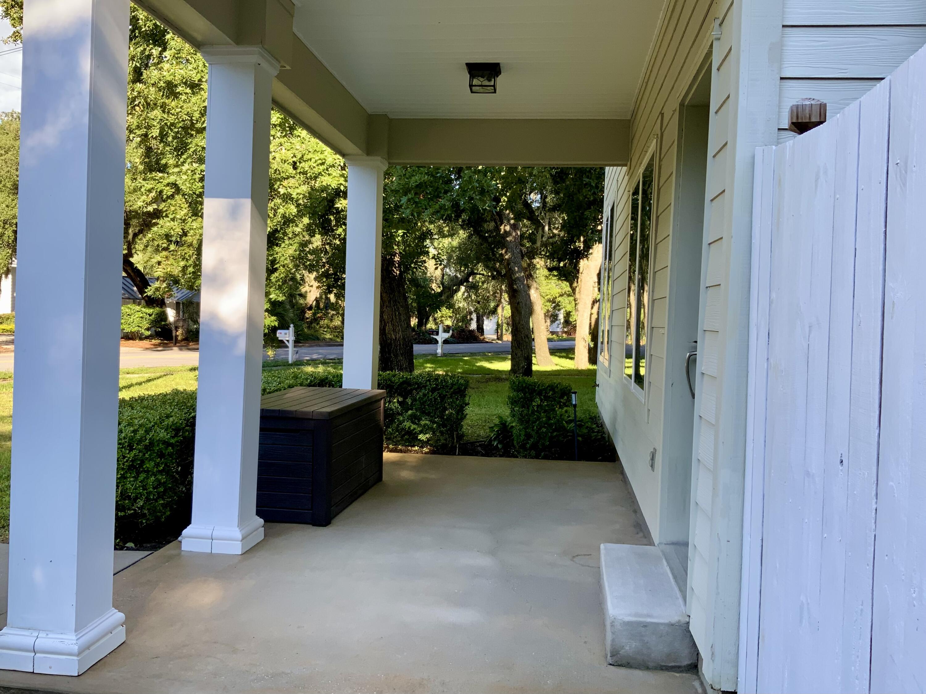 YACHT CLUB ESTATES - Residential