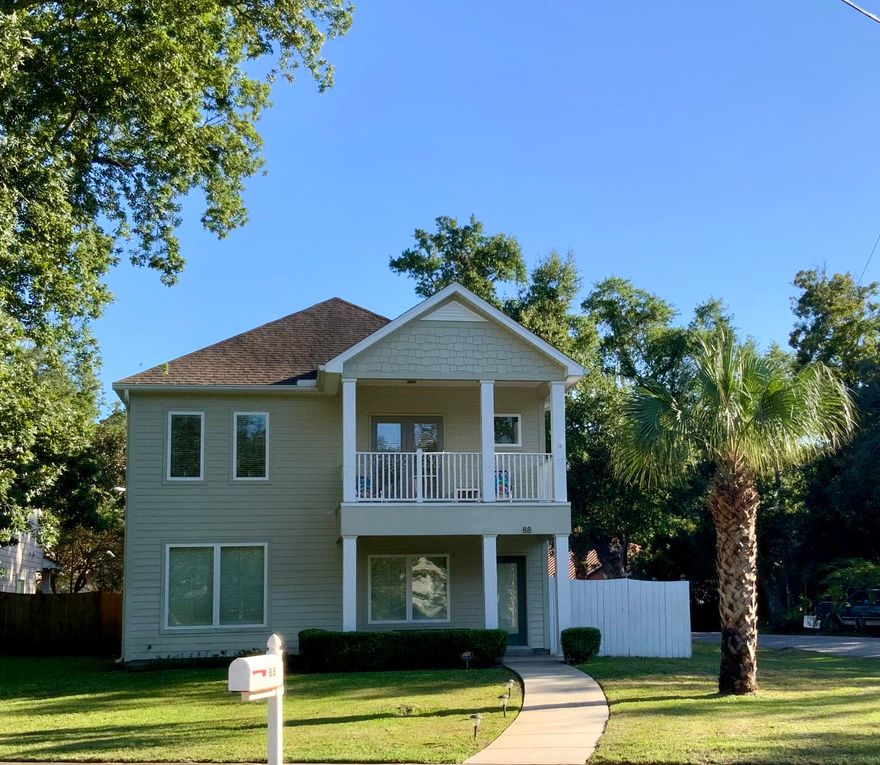 Beautiful Florida cottage style home located in central Fort Walton Beach.  This is a must see!    Eglin AFB, Hurlburt AFB, shopping, beaches and downtown are all close by.  Lots of natural lighting, the great room, dining room and kitchen are open to each other and flow well.  The kitchen has granite counters, center island, a gas stove and a generous amount of cabinets, granite counters and a pantry.  Also downstairs there is a half bath and mud room.   The spacious master suite includes a niche space, walk in closet and private balcony.  Two additional roomy bedrooms upstairs share a full bathroom.  This corner lot home is well maintained and ready for new owners!
