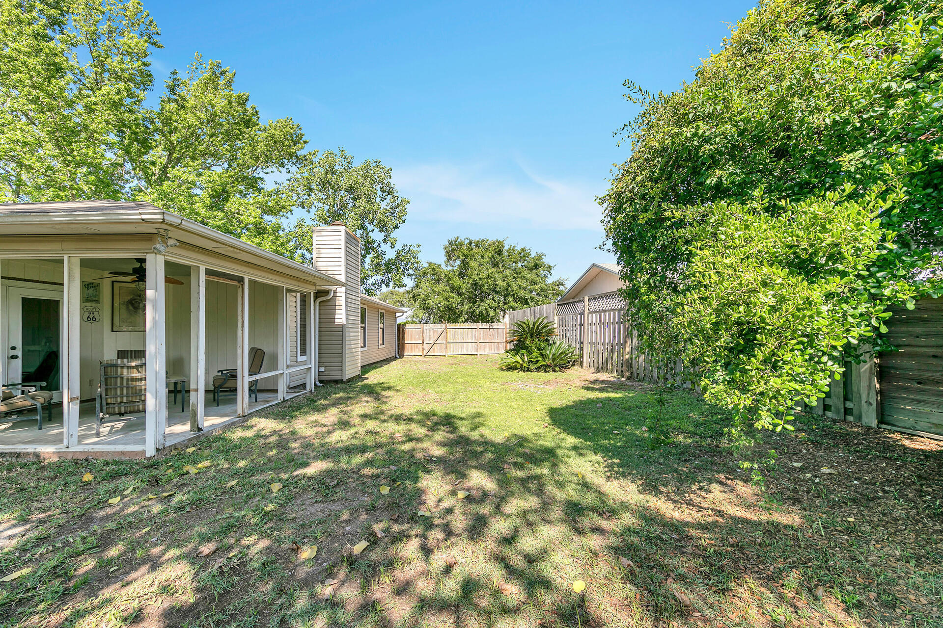 GULF MANOR 1ST ADDN - Residential