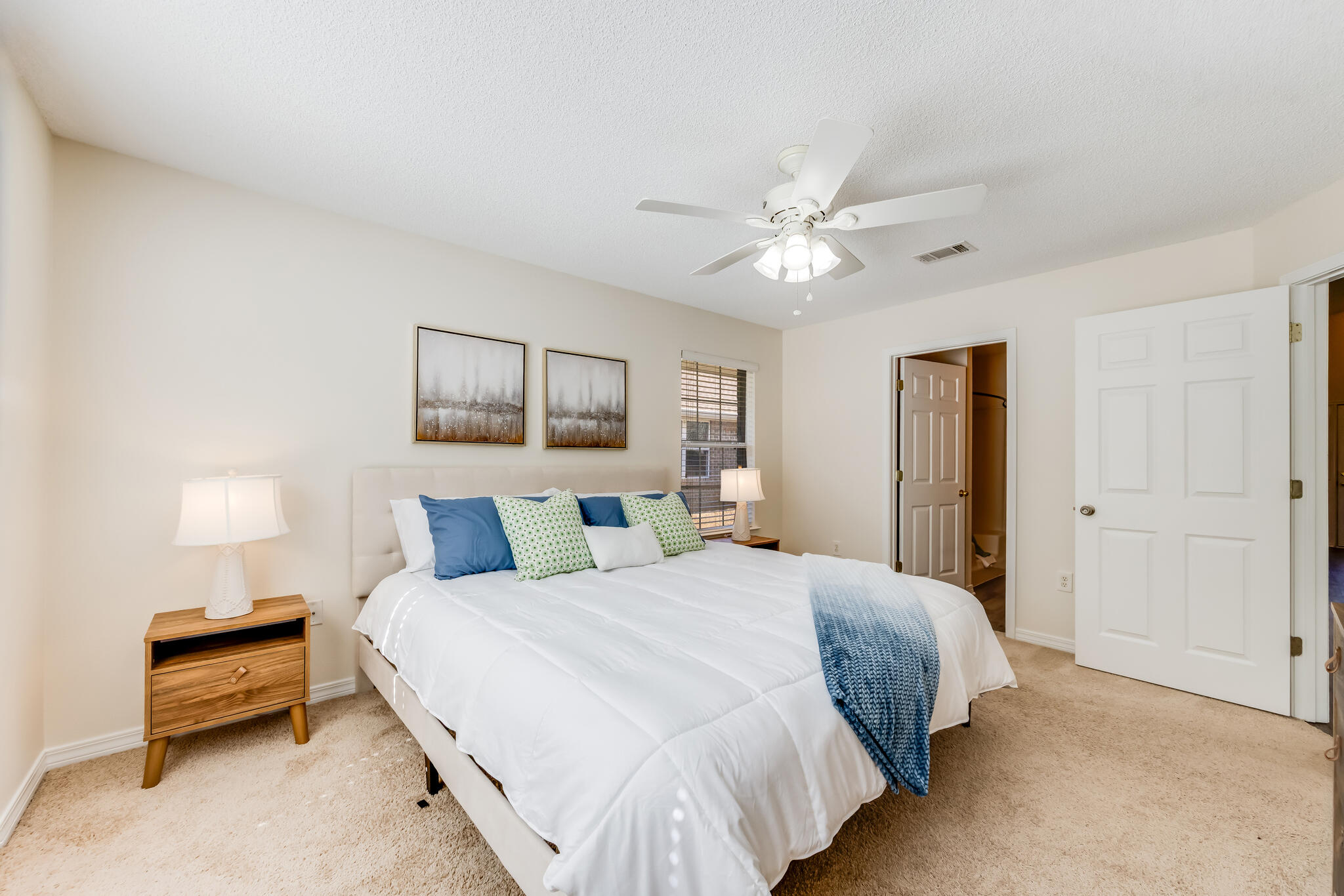 MARSH HARBOR - Residential