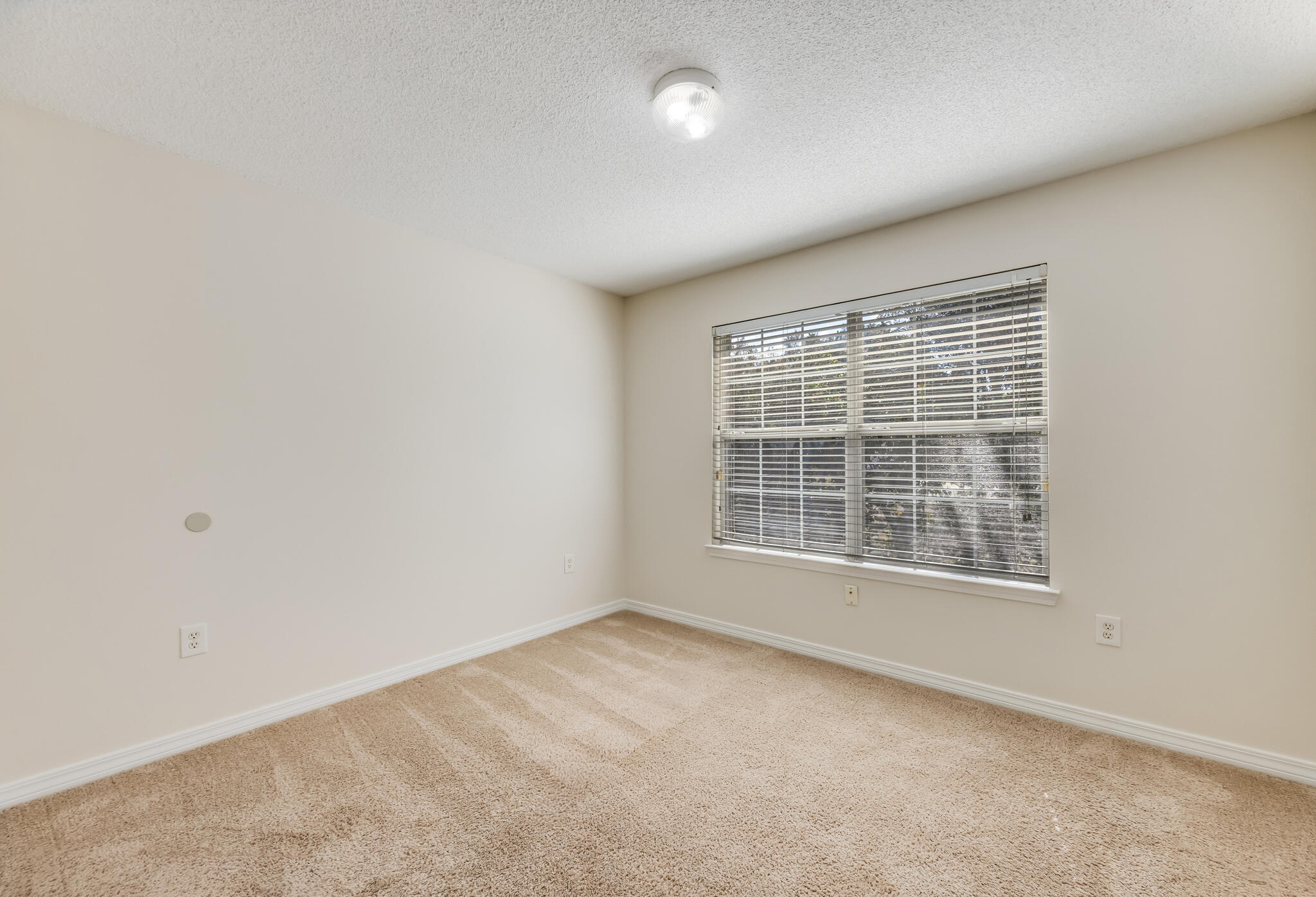 MARSH HARBOR - Residential