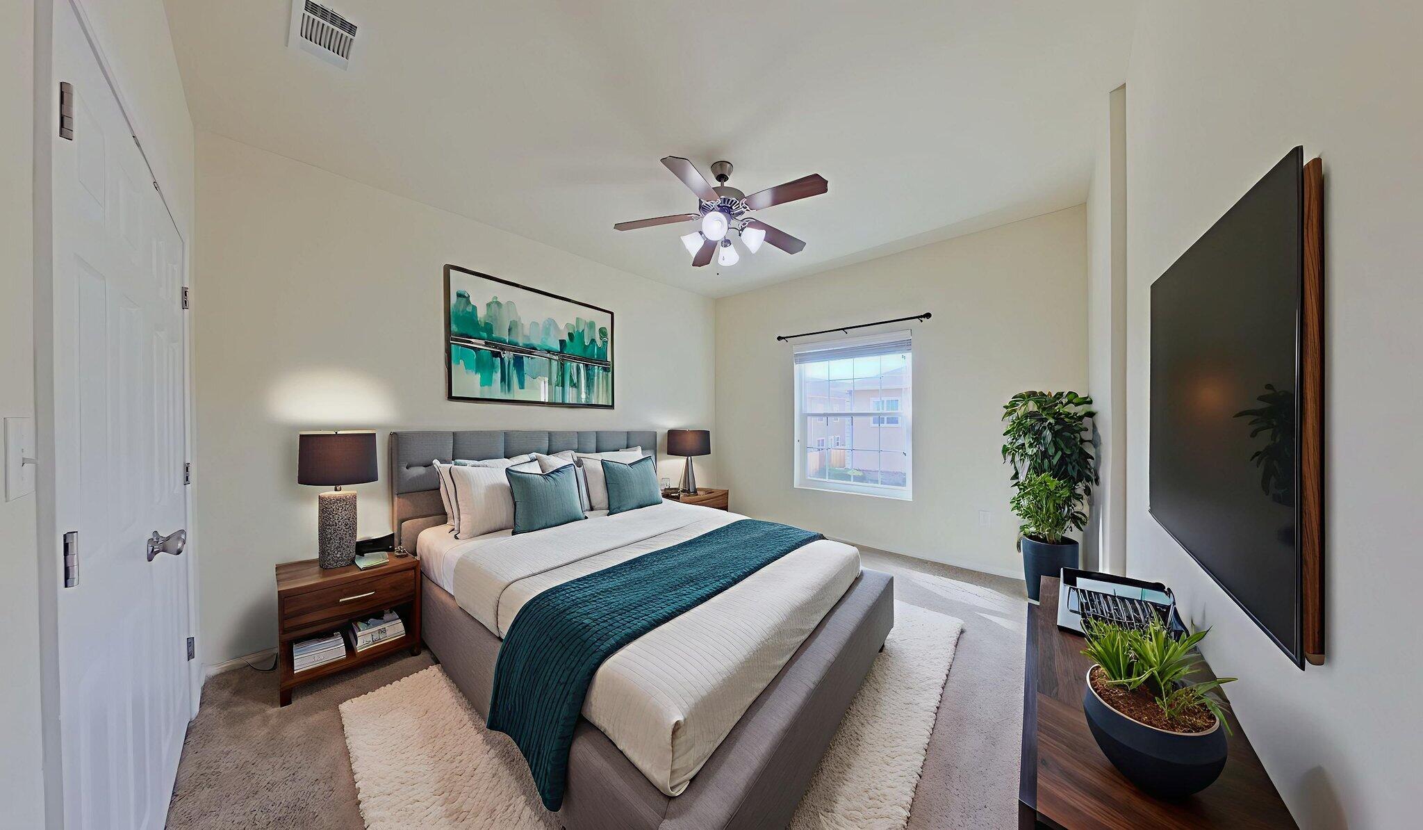 MERIDIAN SQUARE T/H - Residential