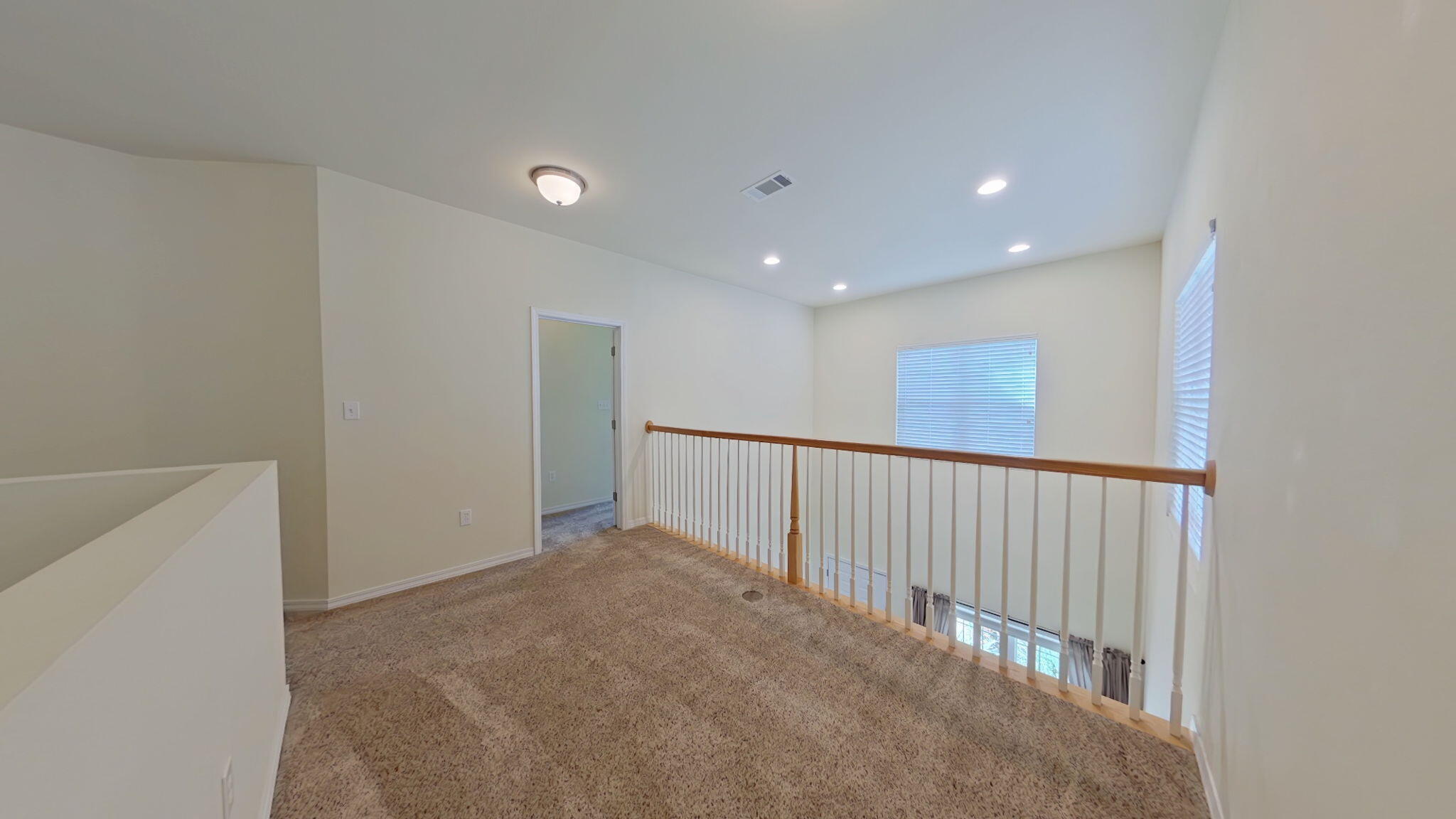 MERIDIAN SQUARE T/H - Residential