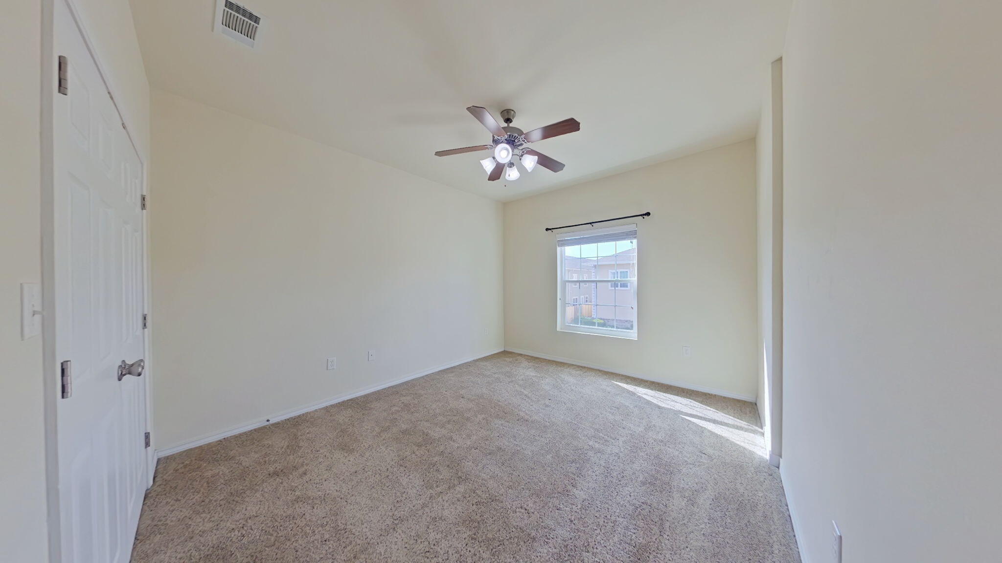 MERIDIAN SQUARE T/H - Residential