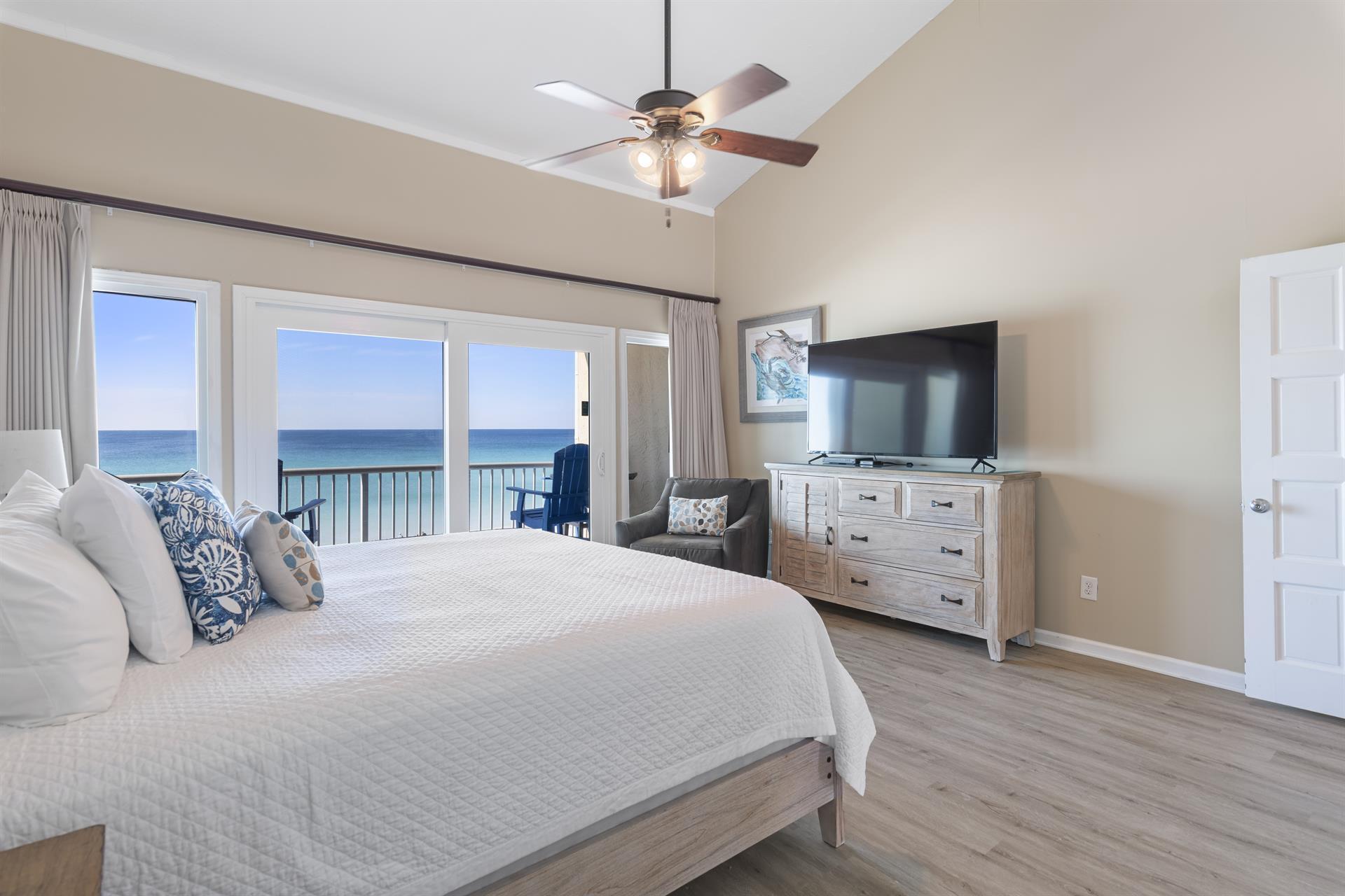 SEAFARER CONDO - Residential