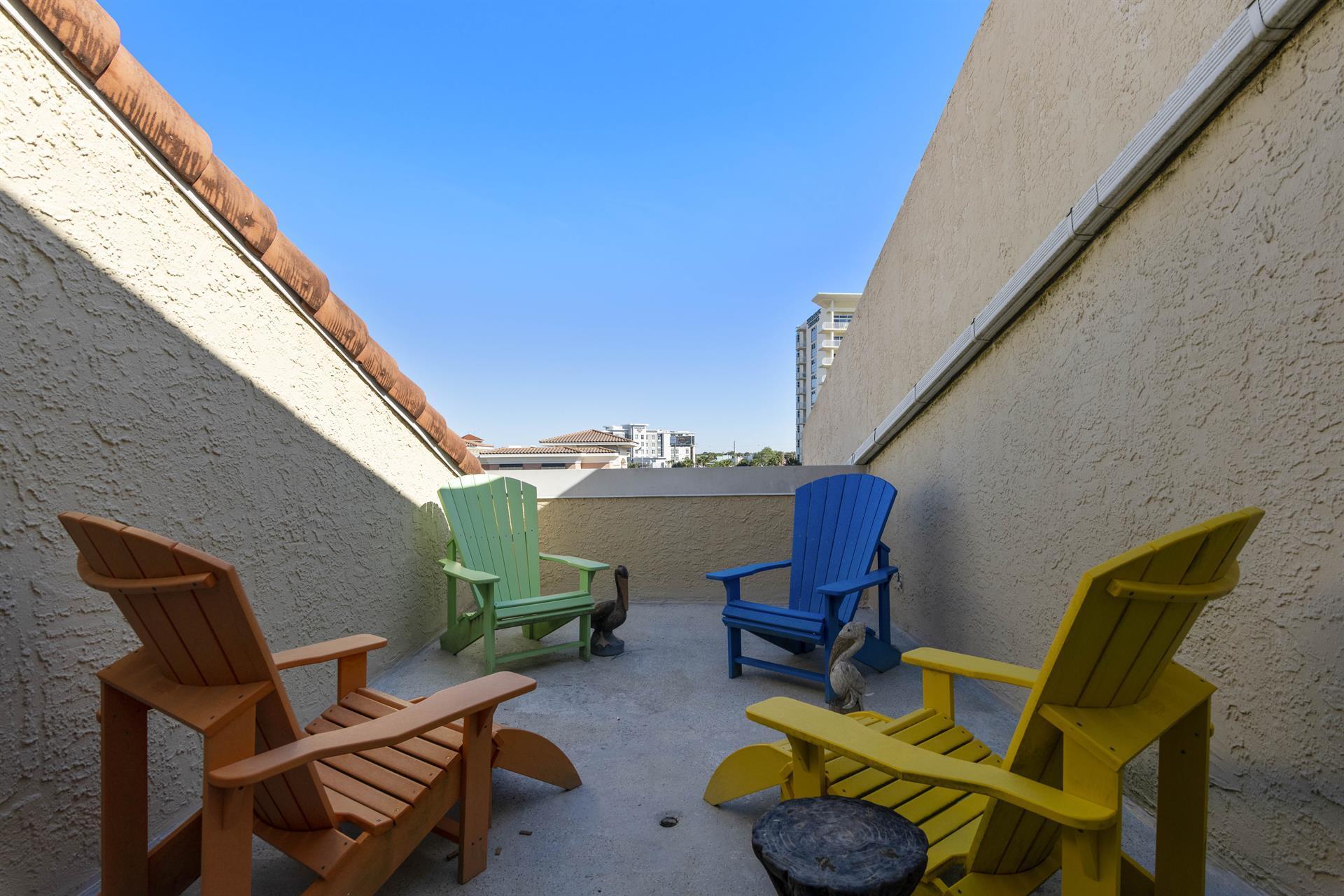 SEAFARER CONDO - Residential