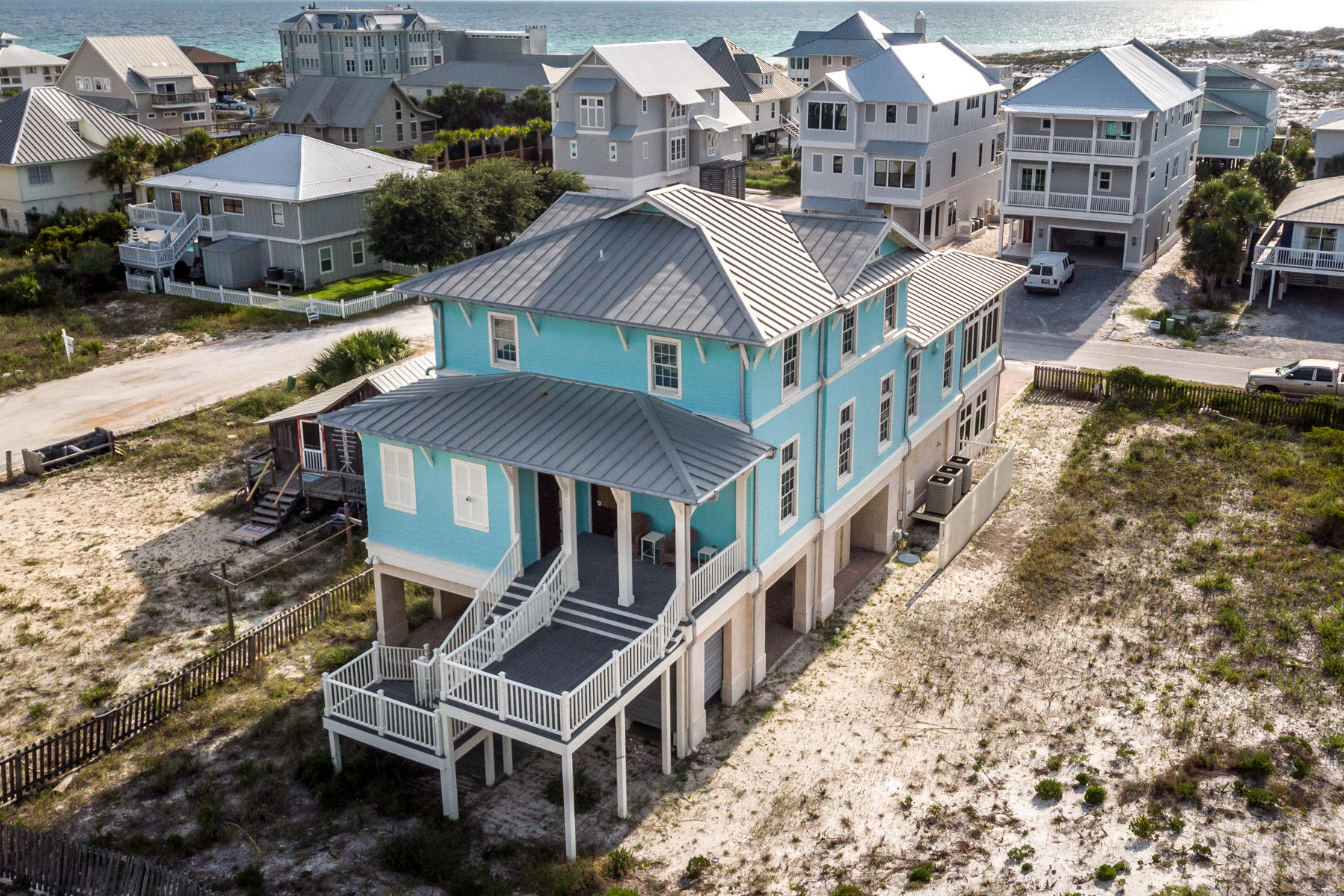 GRAYTON BEACH - Residential