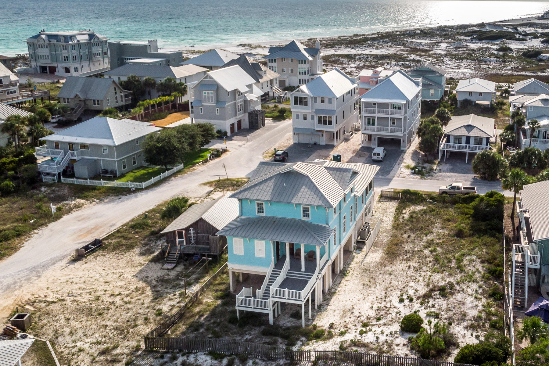 GRAYTON BEACH - Residential