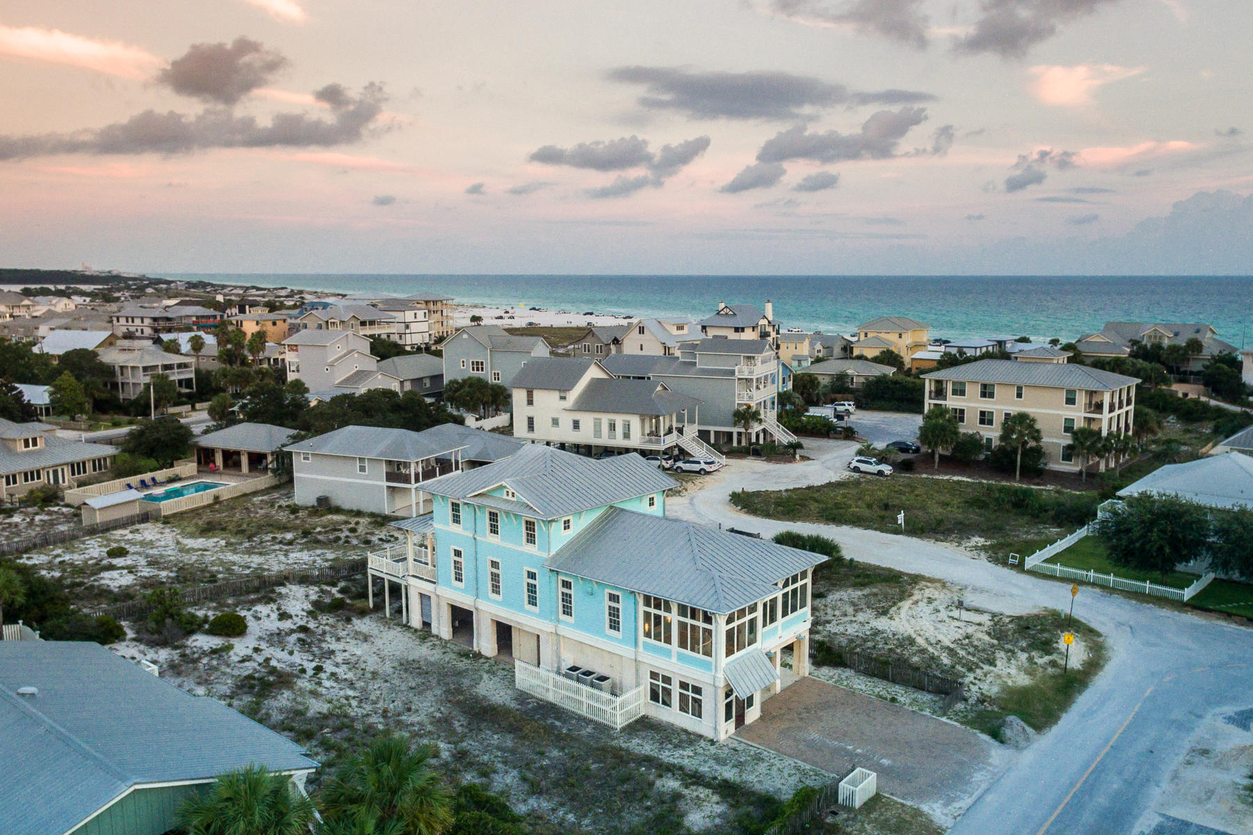GRAYTON BEACH - Residential