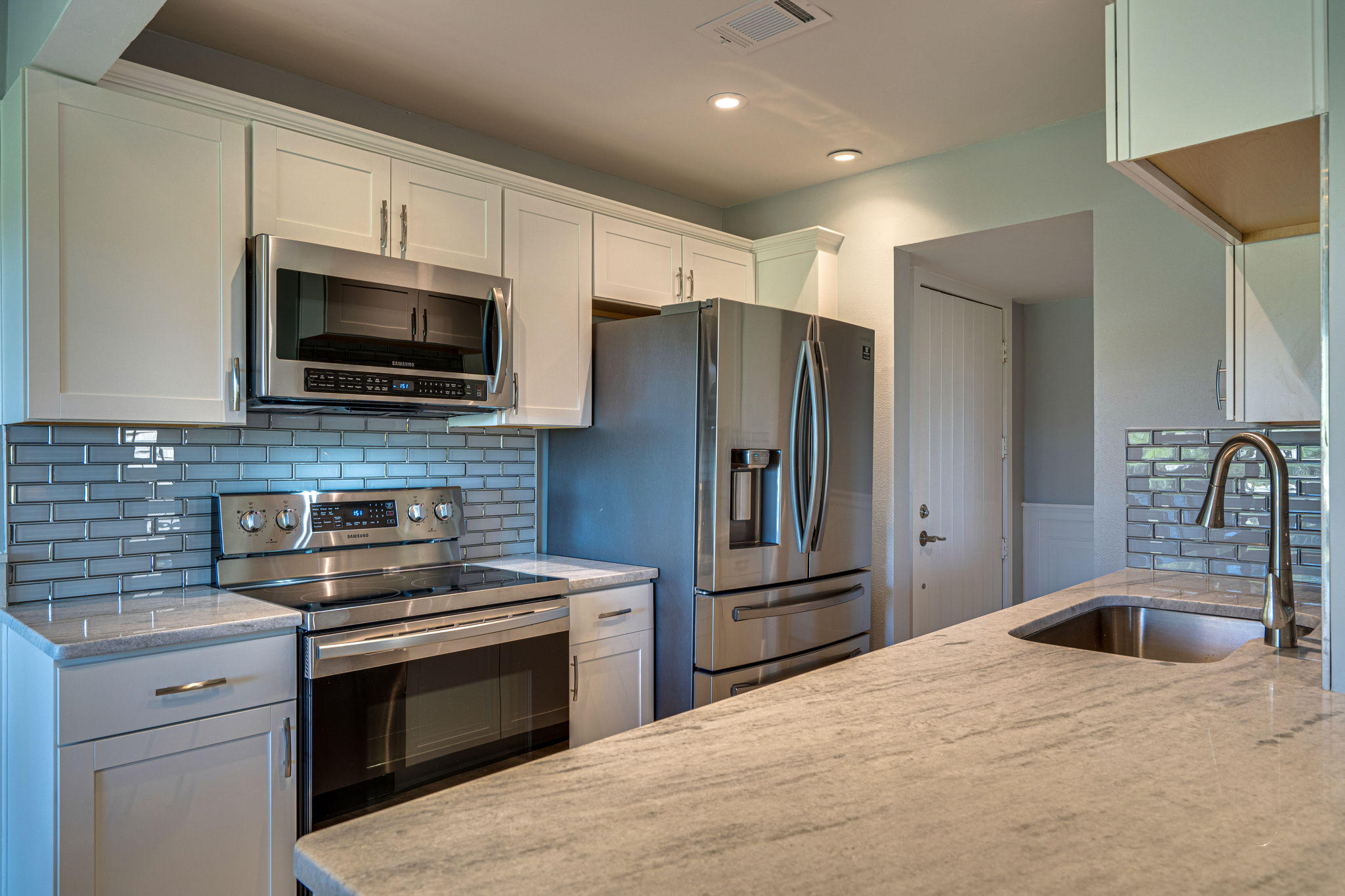 SEASCAPE CONDO GARDEN VILLA - Residential