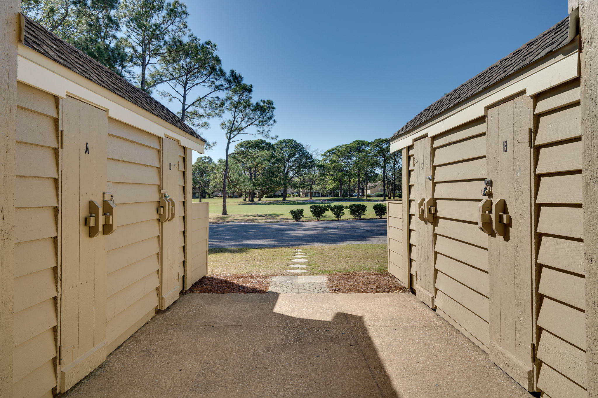 SEASCAPE CONDO GARDEN VILLA - Residential