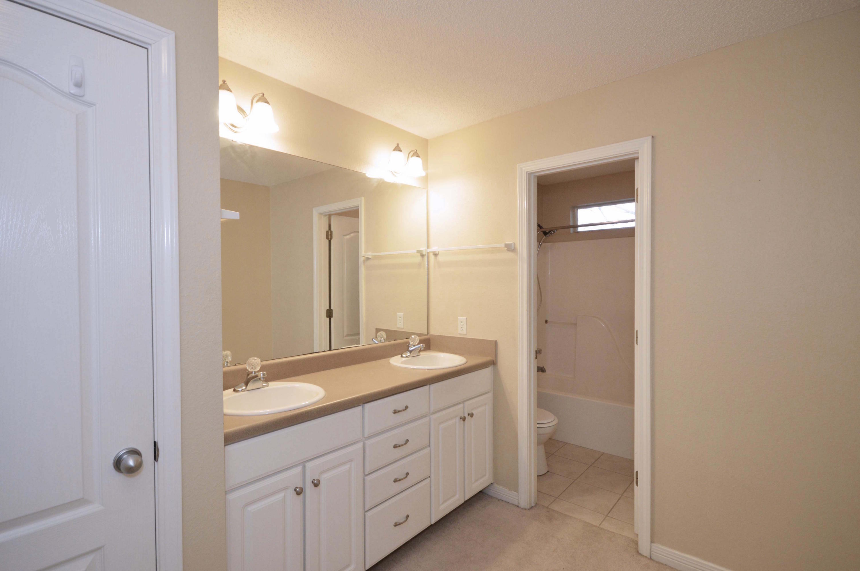 BAY RIDGE PARK - Residential