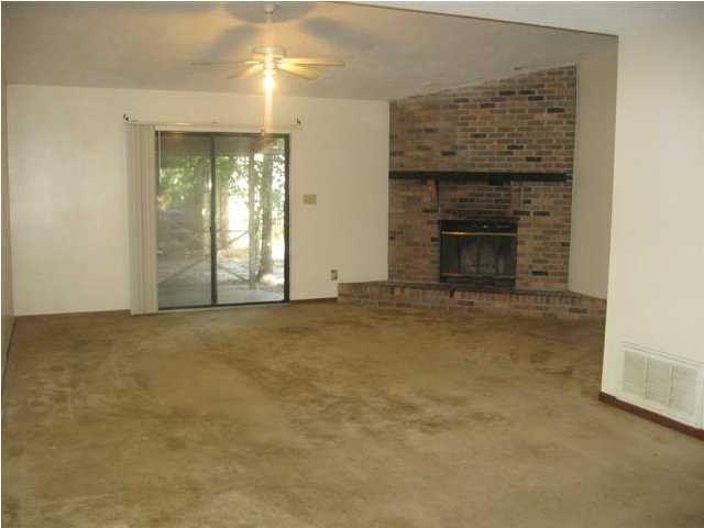 BELL-BROOK ESTATES 1ST ADDN - Residential Lease