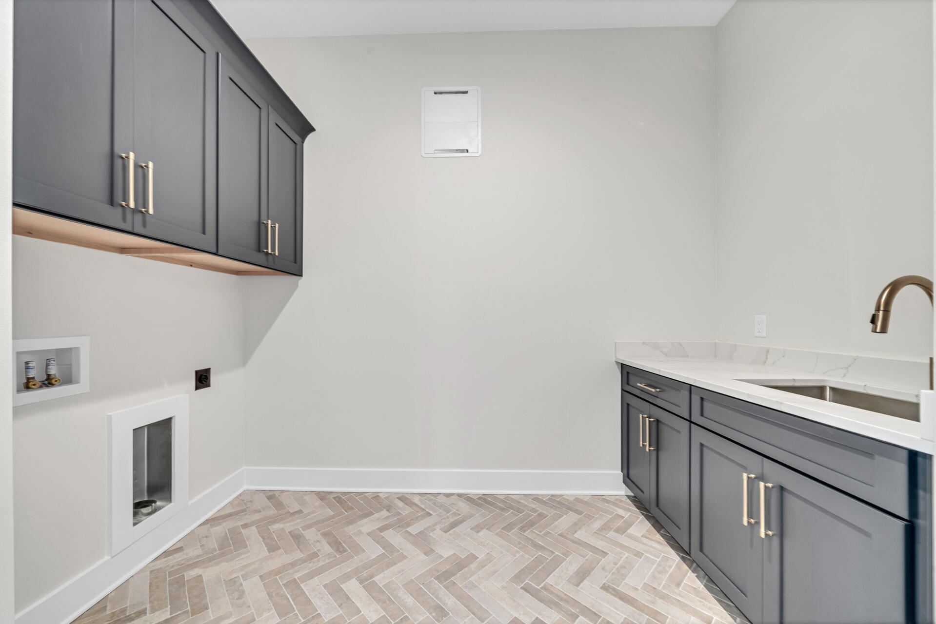 Deer Moss Creek - Residential