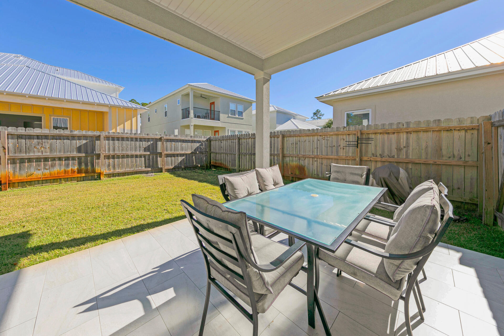 FRANGISTA BEACH - Residential