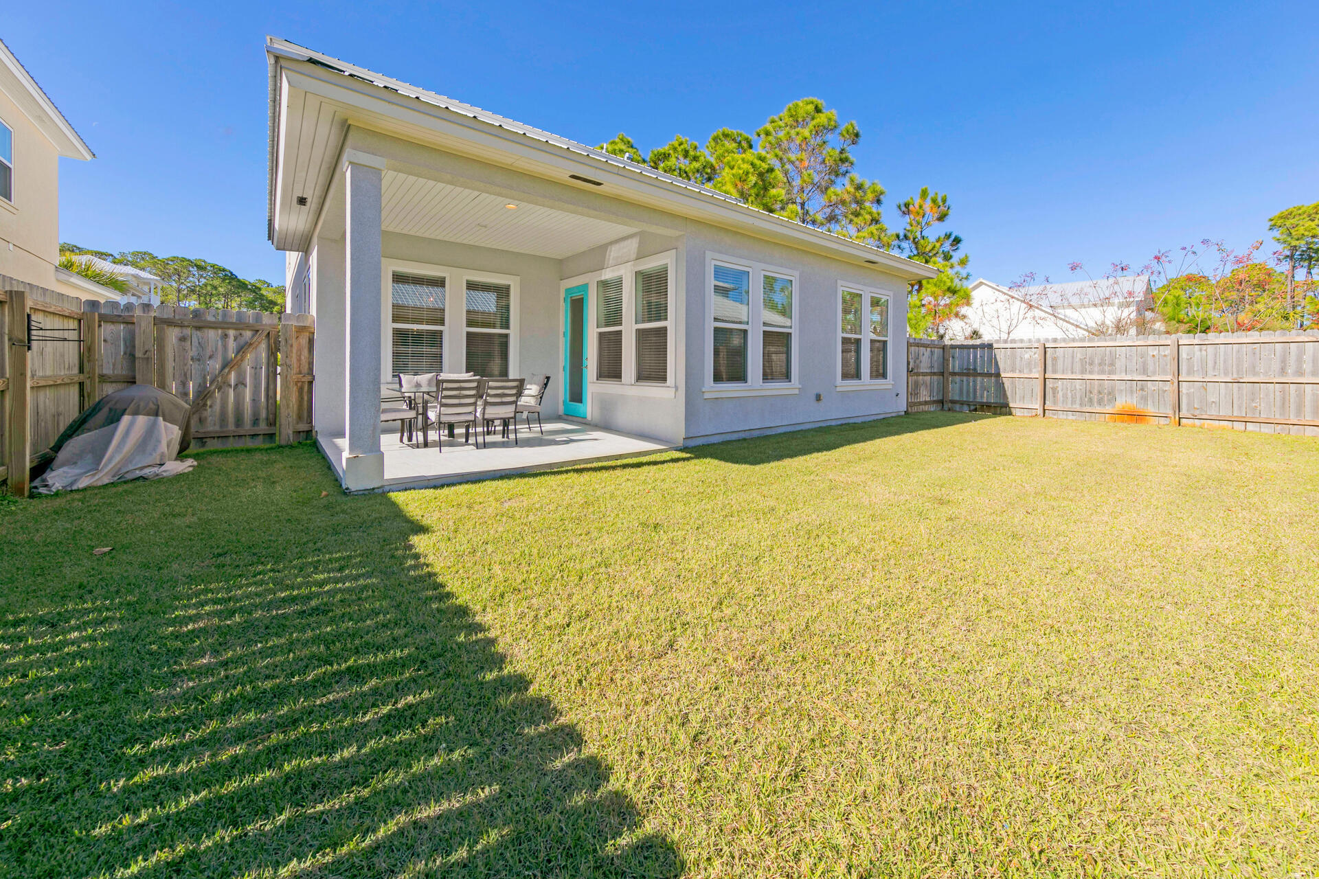 FRANGISTA BEACH - Residential