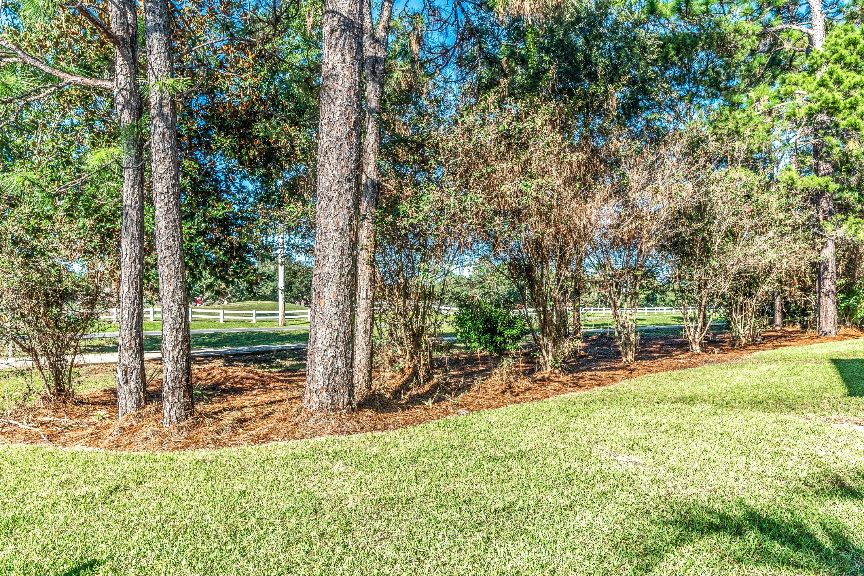 HIDDEN BAY VILLAGE - Residential