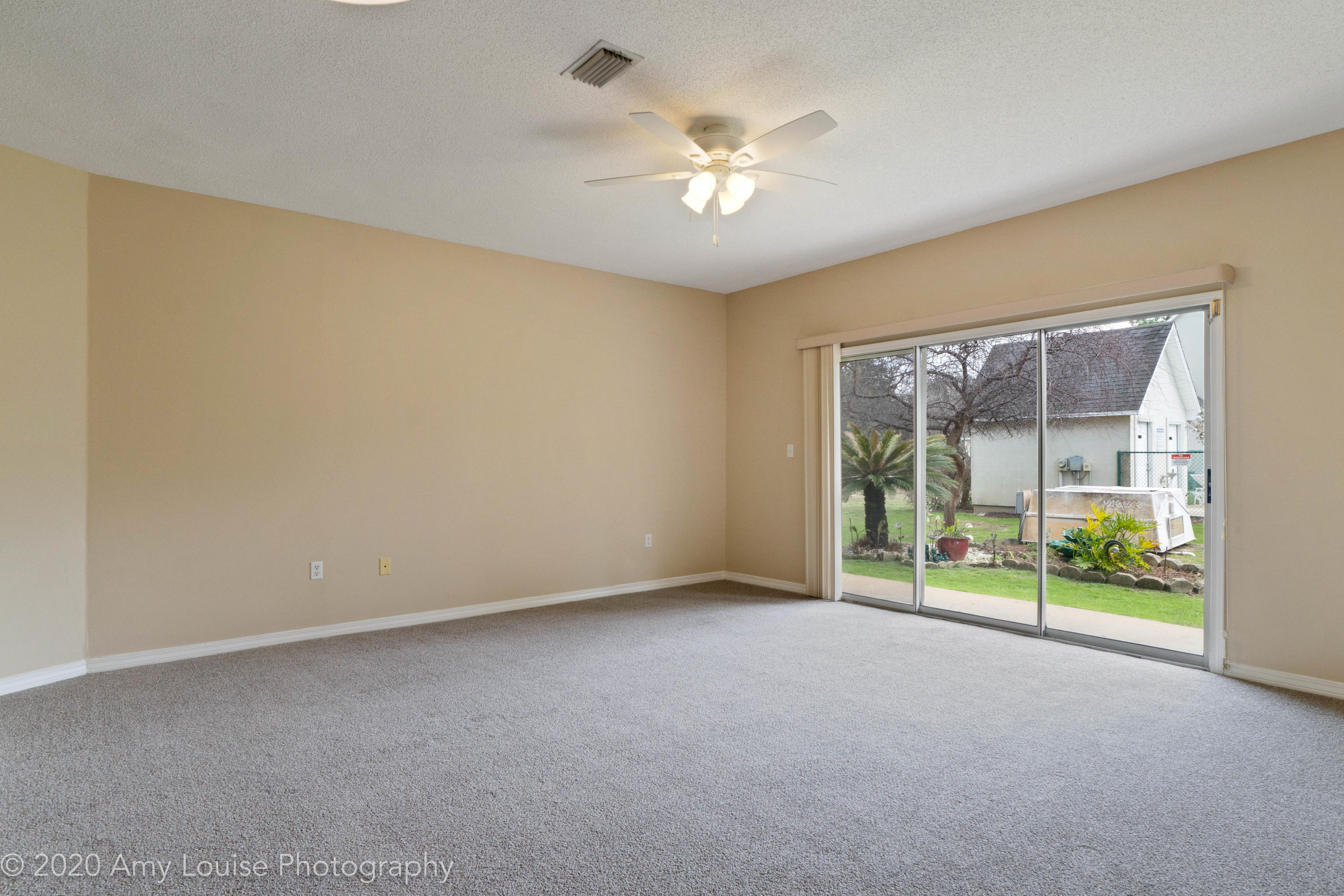 HIDDEN BAY VILLAGE - Residential