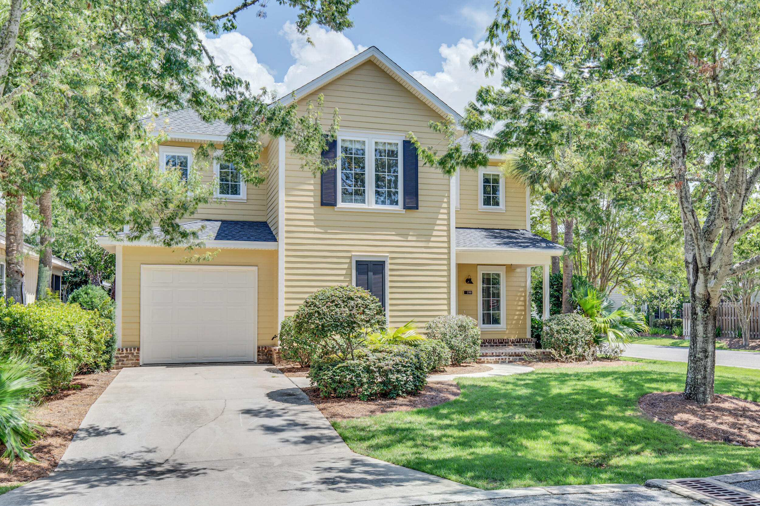 Price improvement!! The only home with all en suite baths AND loft upstairs! This popular community is close to so much- Sacred Heart Hospital, Grand Boulevard, shopping, dining AND super close to the beach. 198 S Zander has had a couple major maintenance items handled for you- New roof, interior freshly painted and new carpet in bedrooms and loft. Exterior was also painted in the last couple years. Main bedroom on first floor, with 2 additional en suite bedrooms upstairs and loft area that would make the perfect office or play room for the little ones. All bedrooms have walk in closets. 1 car garage has built in shelving to maximize storage. Church Street Village is such a beautiful community with more mature landscaping - that is all taken care of by the HOA. The community pool & dog park is a great place to meet new friends- 2 and 4 legged. Property would make an excellent investment property- seller has been quoted $3,800/ month for long term rentals.
