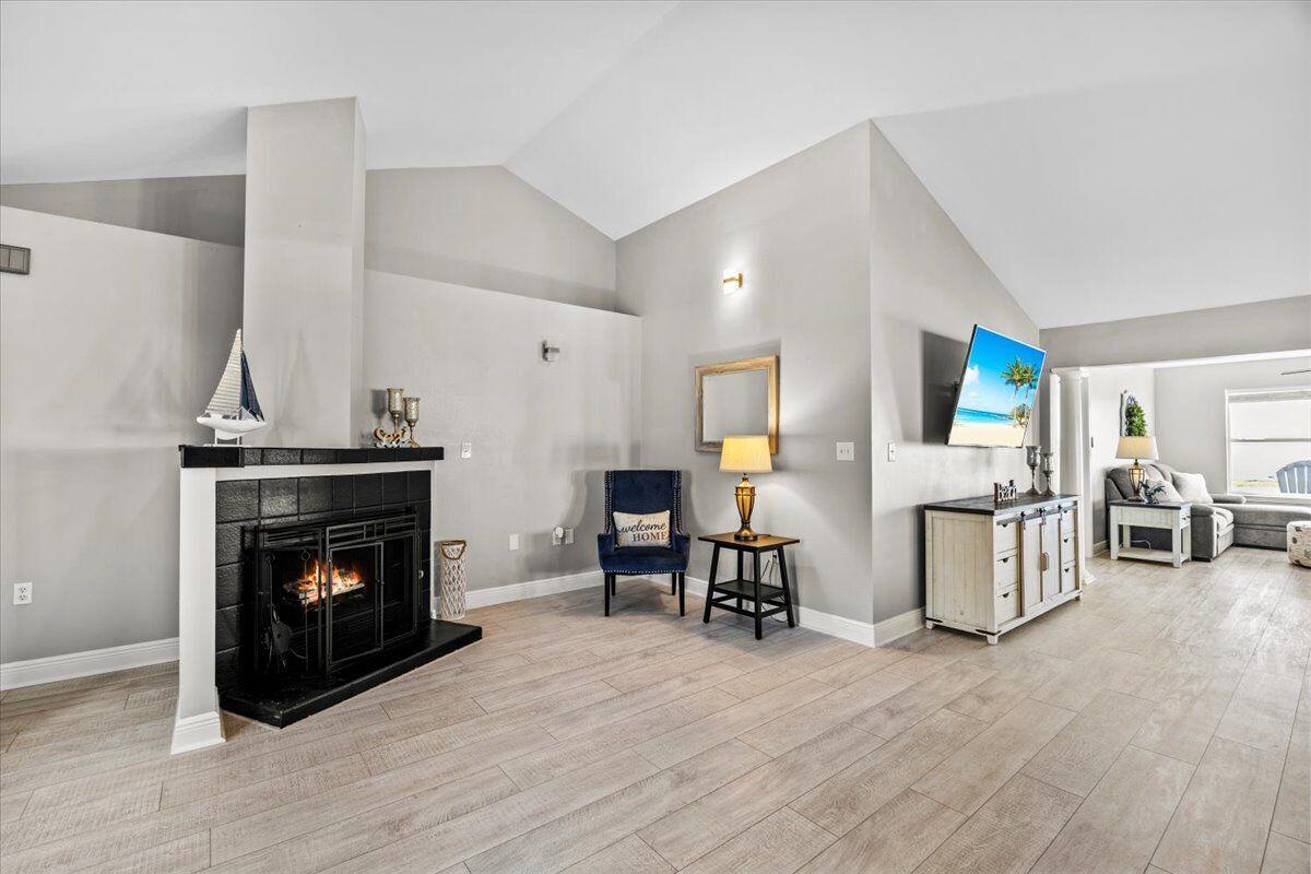 EMERALD POINTE PLAT 3 - Residential