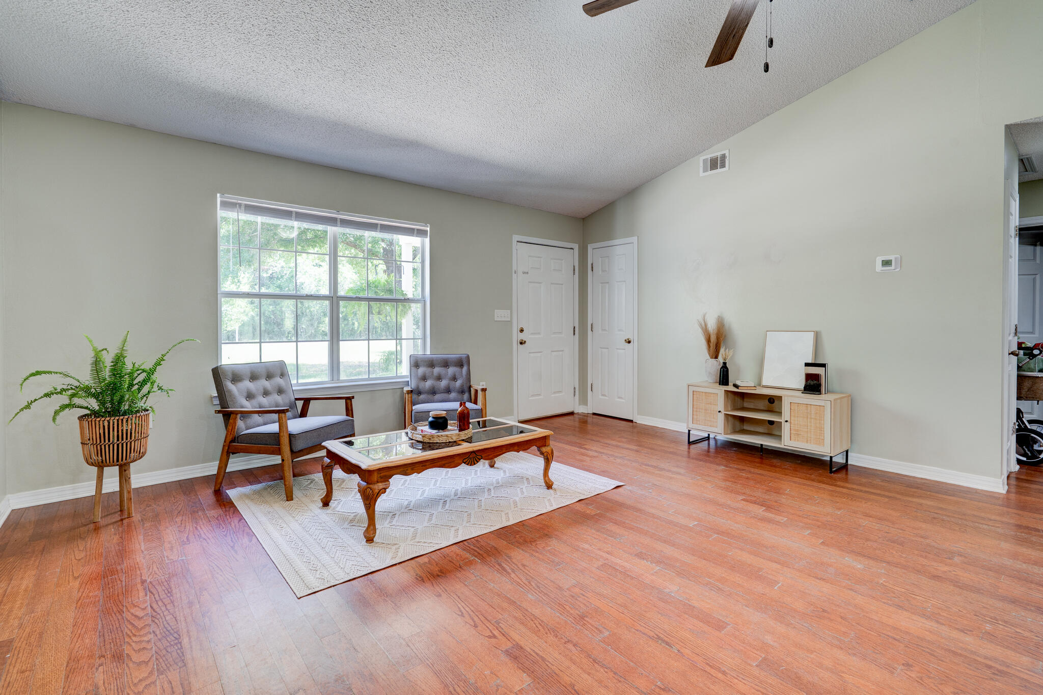 COUNTRY BREEZE EST LOT 2 - Residential