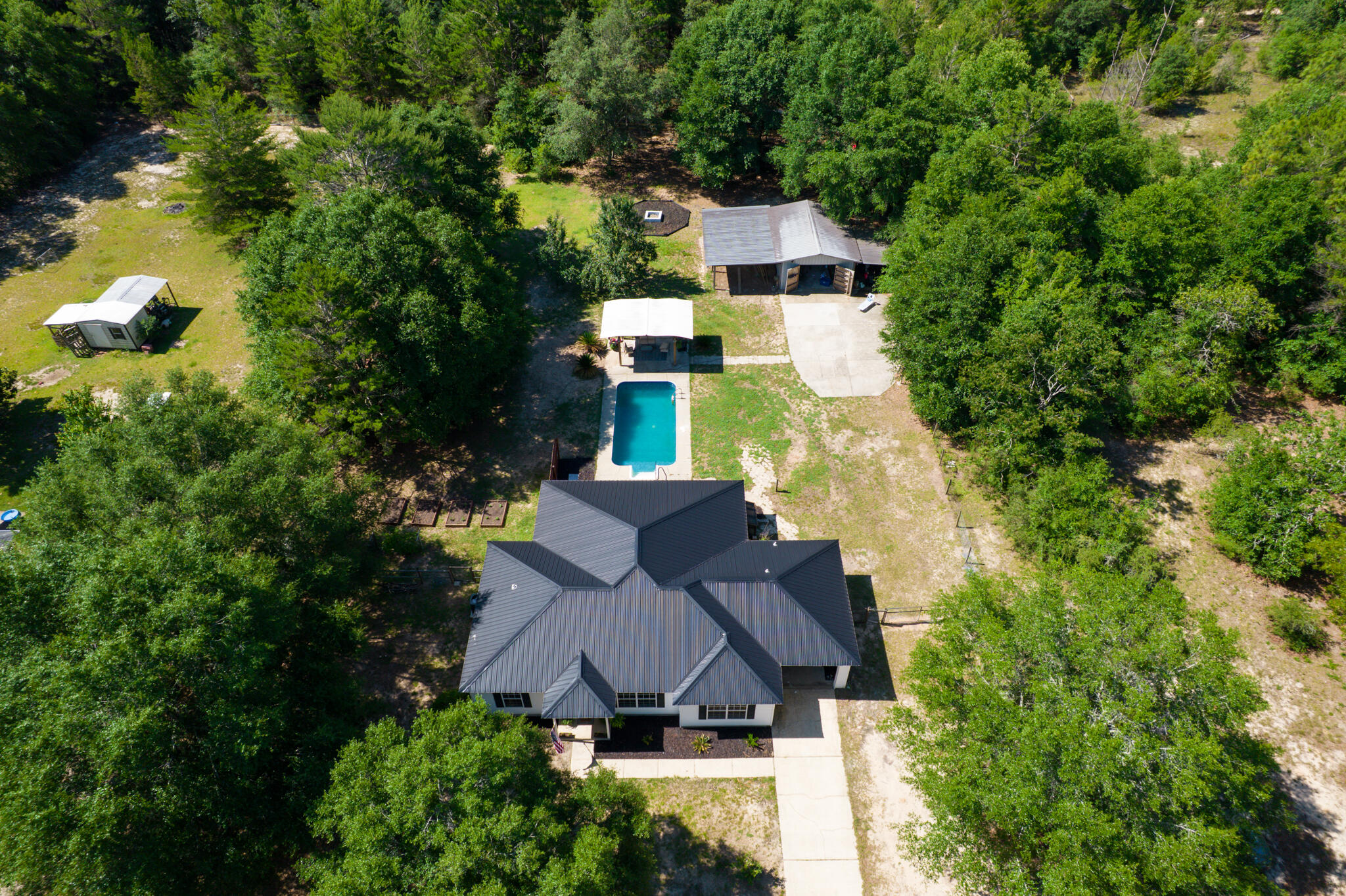 COUNTRY BREEZE EST LOT 2 - Residential