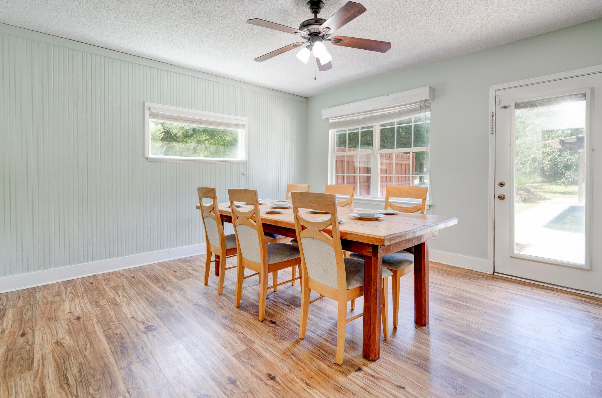 COUNTRY BREEZE EST LOT 2 - Residential