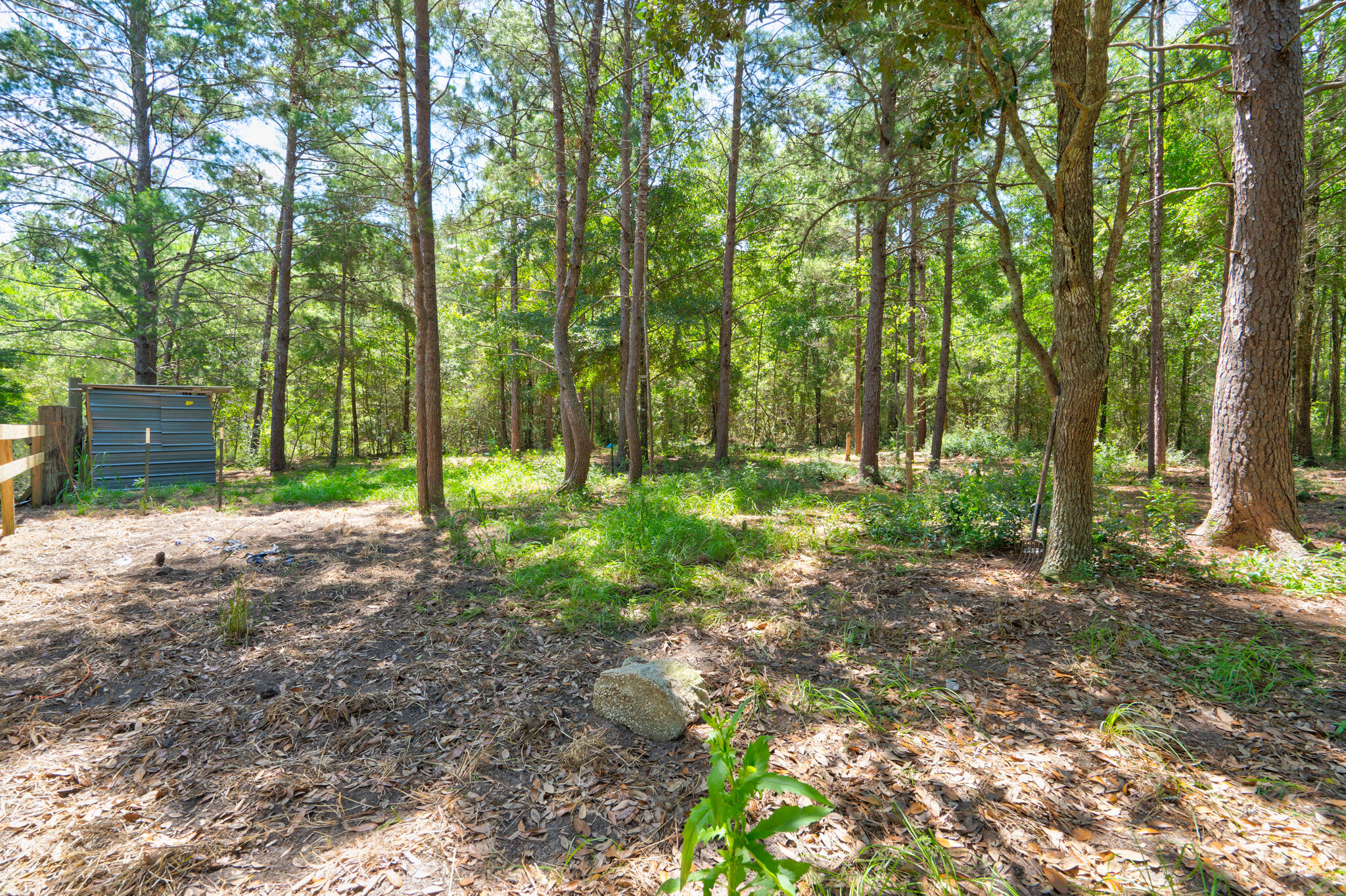 COUNTRY BREEZE EST LOT 2 - Residential