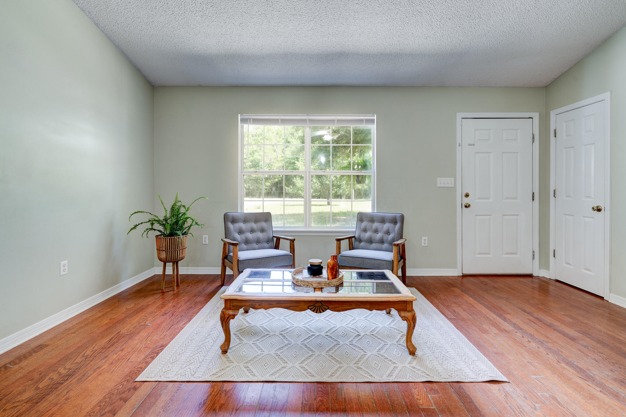 COUNTRY BREEZE EST LOT 2 - Residential