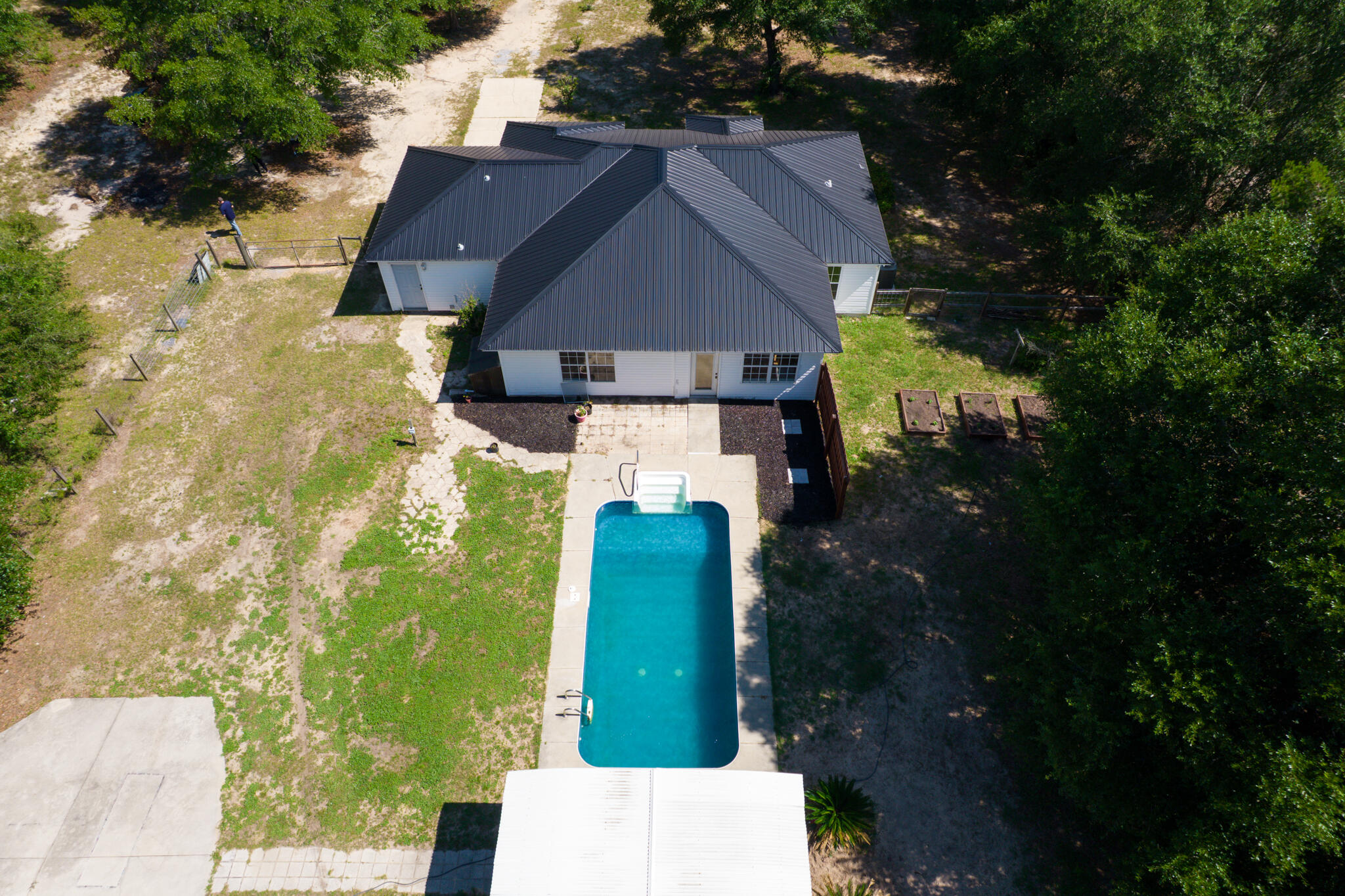 COUNTRY BREEZE EST LOT 2 - Residential