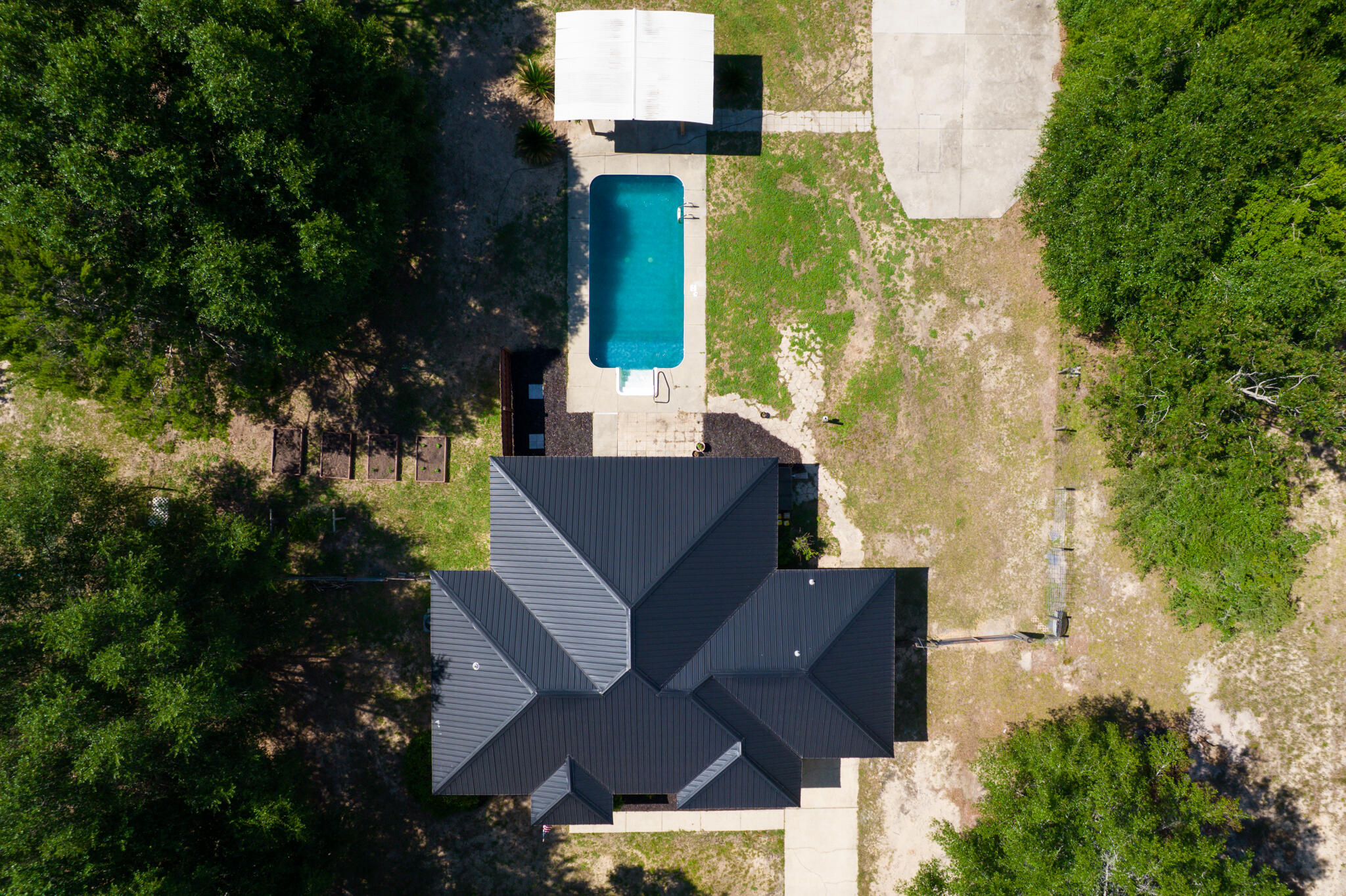 COUNTRY BREEZE EST LOT 2 - Residential