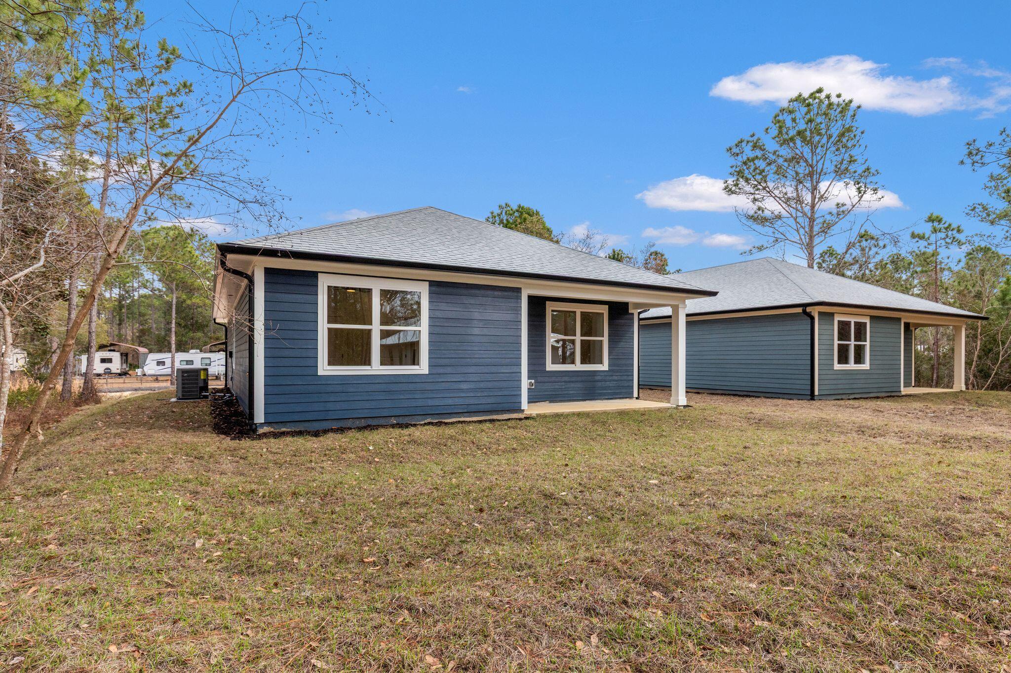 TOWN OF SANTA ROSA - Residential