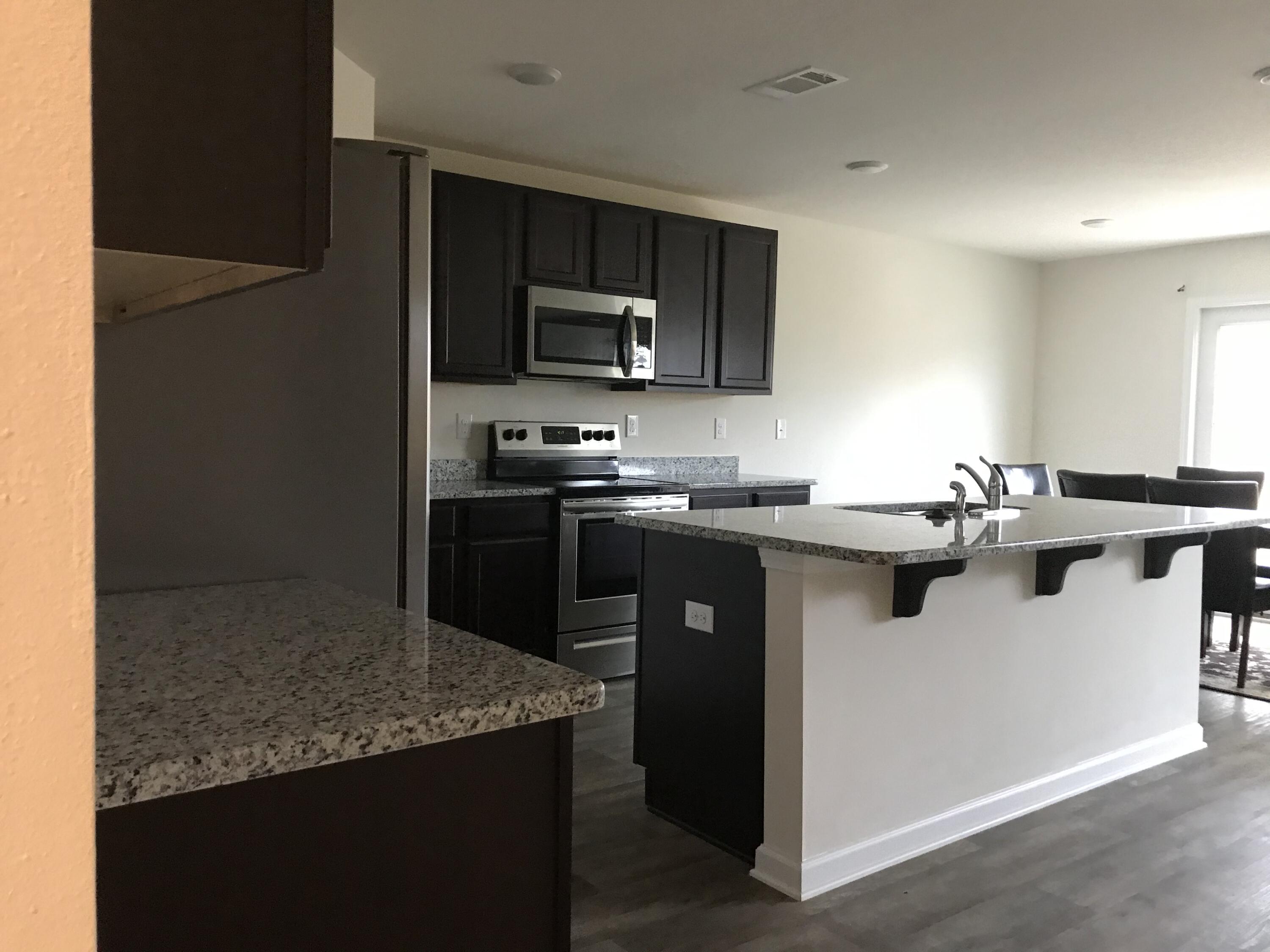Redstone Commons - Residential Lease