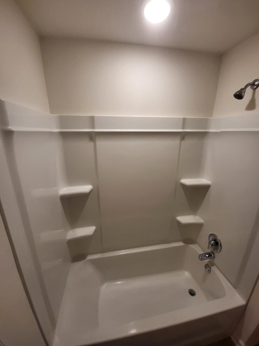 Redstone Commons - Residential Lease