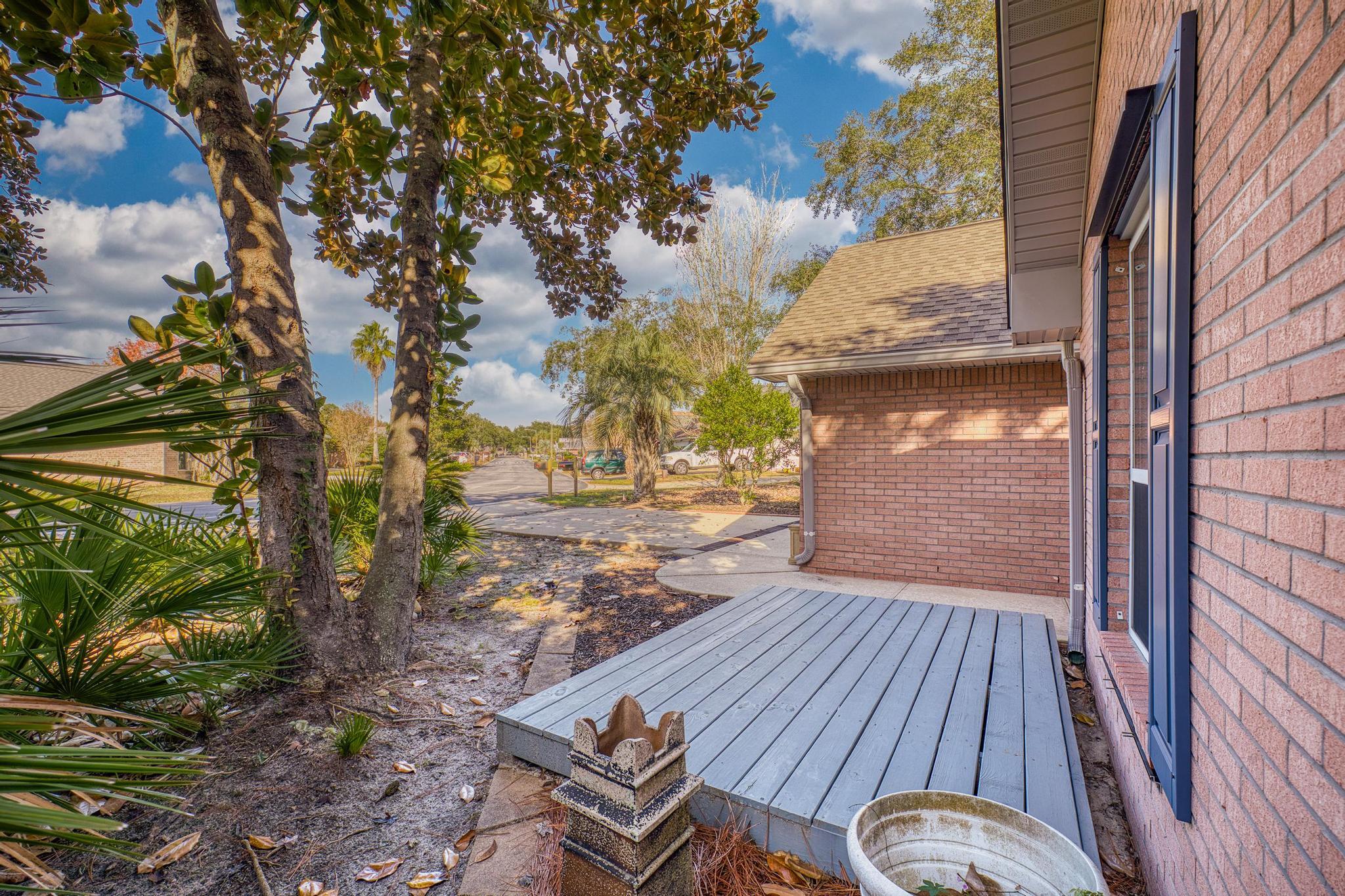 IVALEA GARDENS - Residential