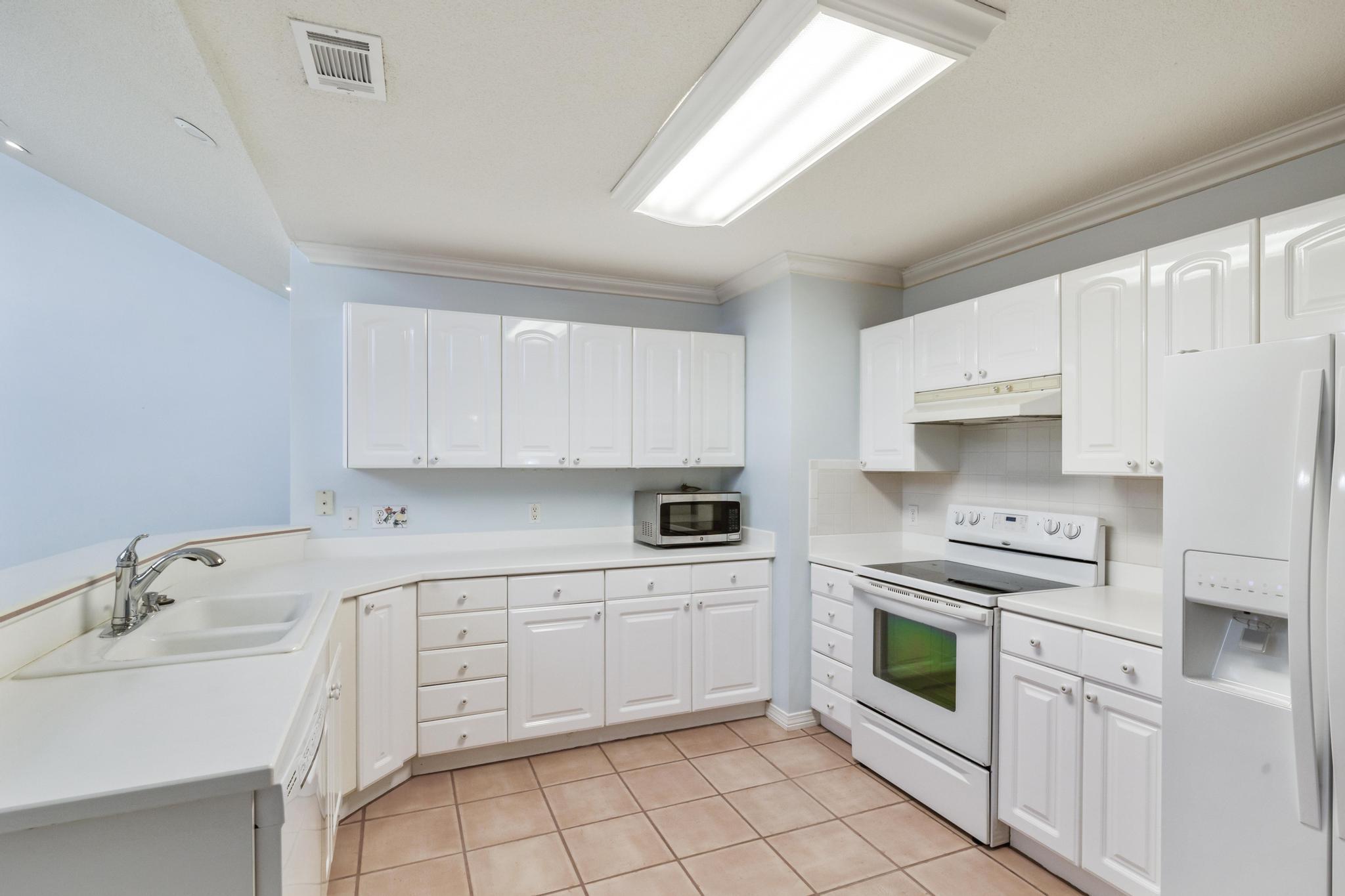 IVALEA GARDENS - Residential