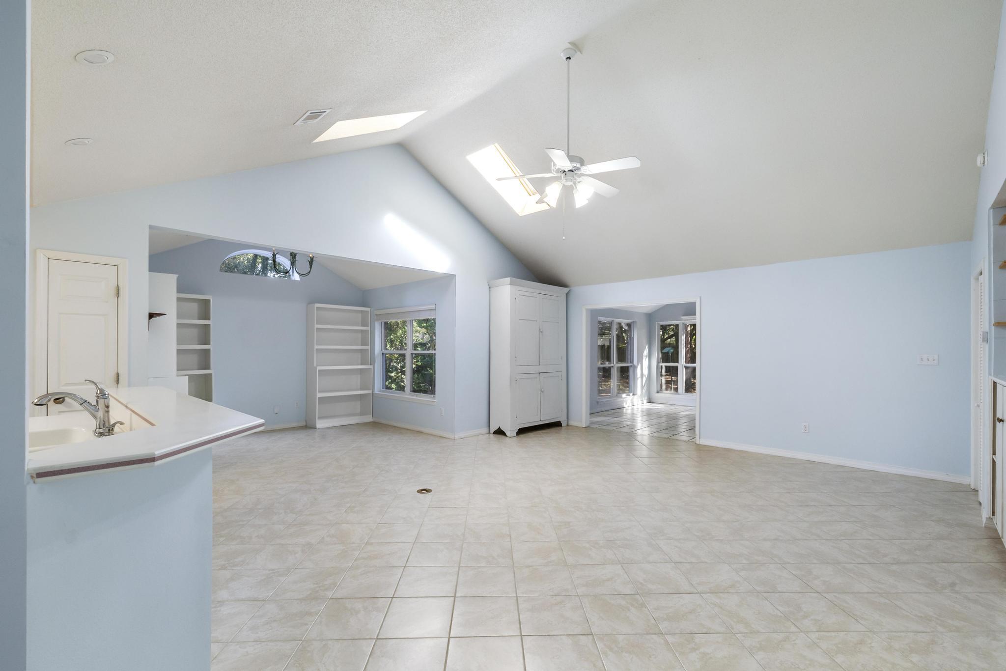 IVALEA GARDENS - Residential