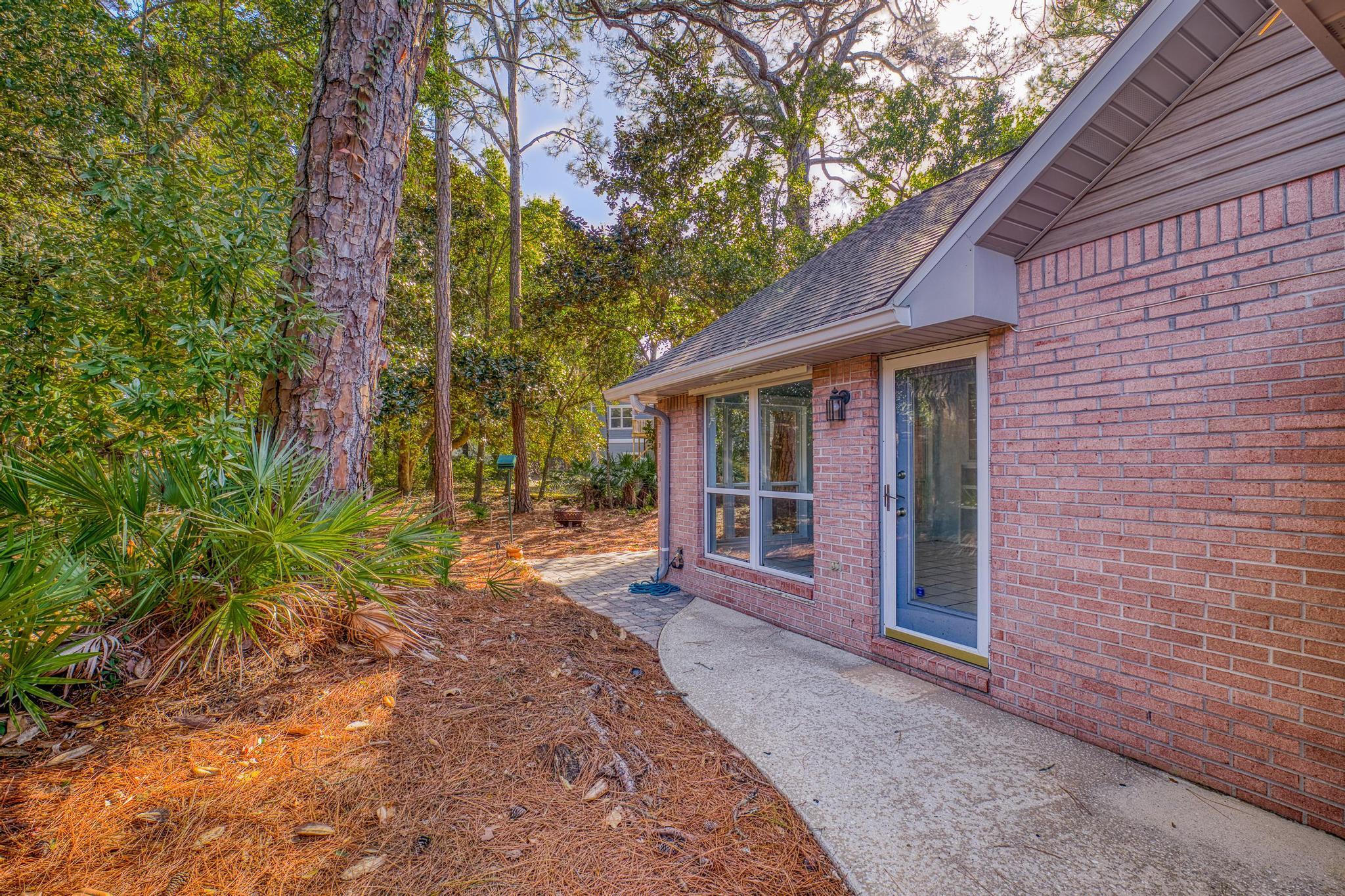 IVALEA GARDENS - Residential