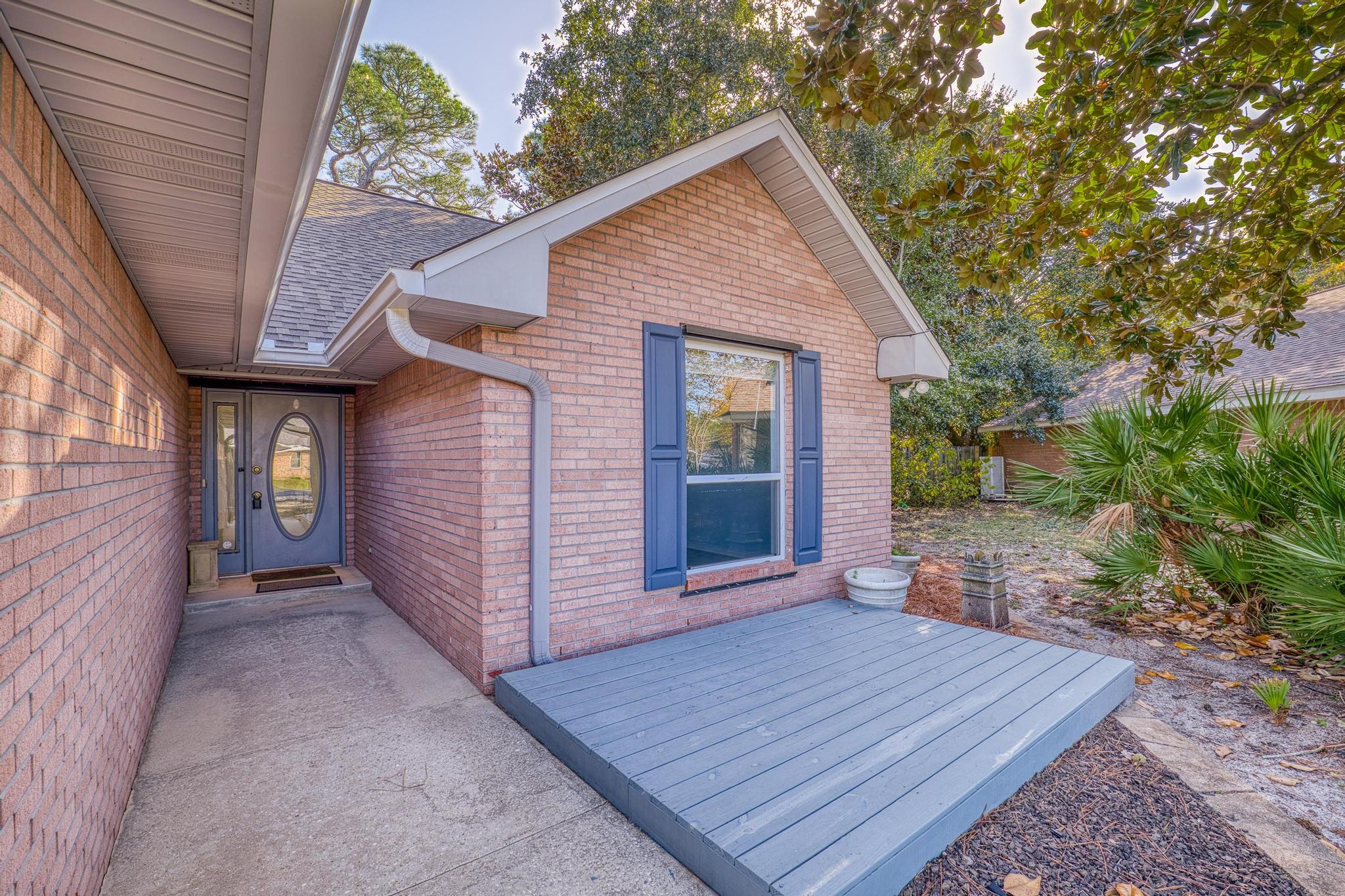 IVALEA GARDENS - Residential