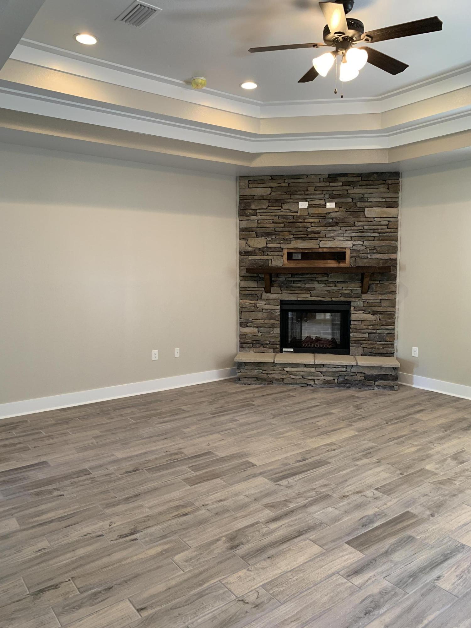 BRIDLE WOOD EST PH I - Residential