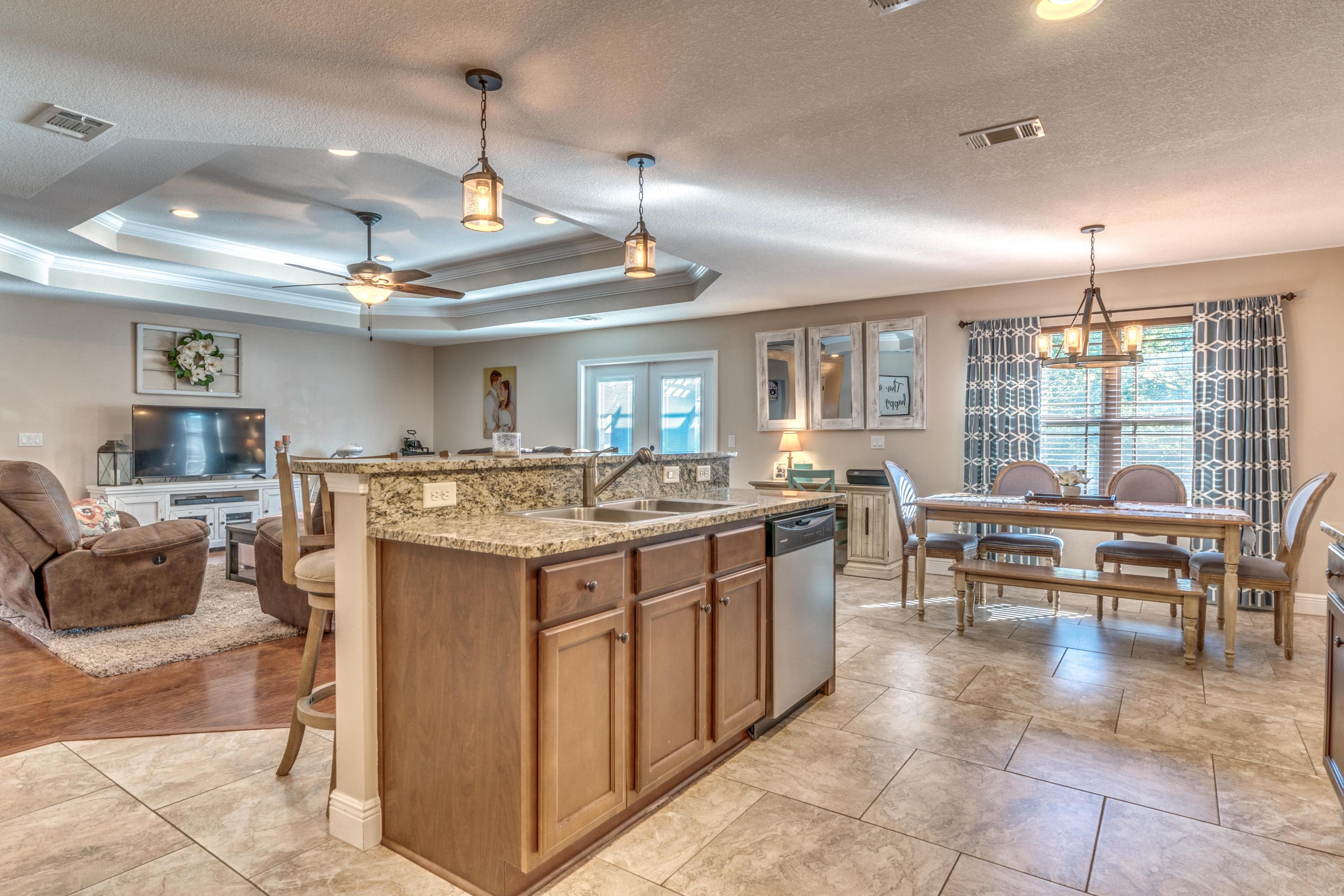 TRAILWOOD ESTATES - Residential