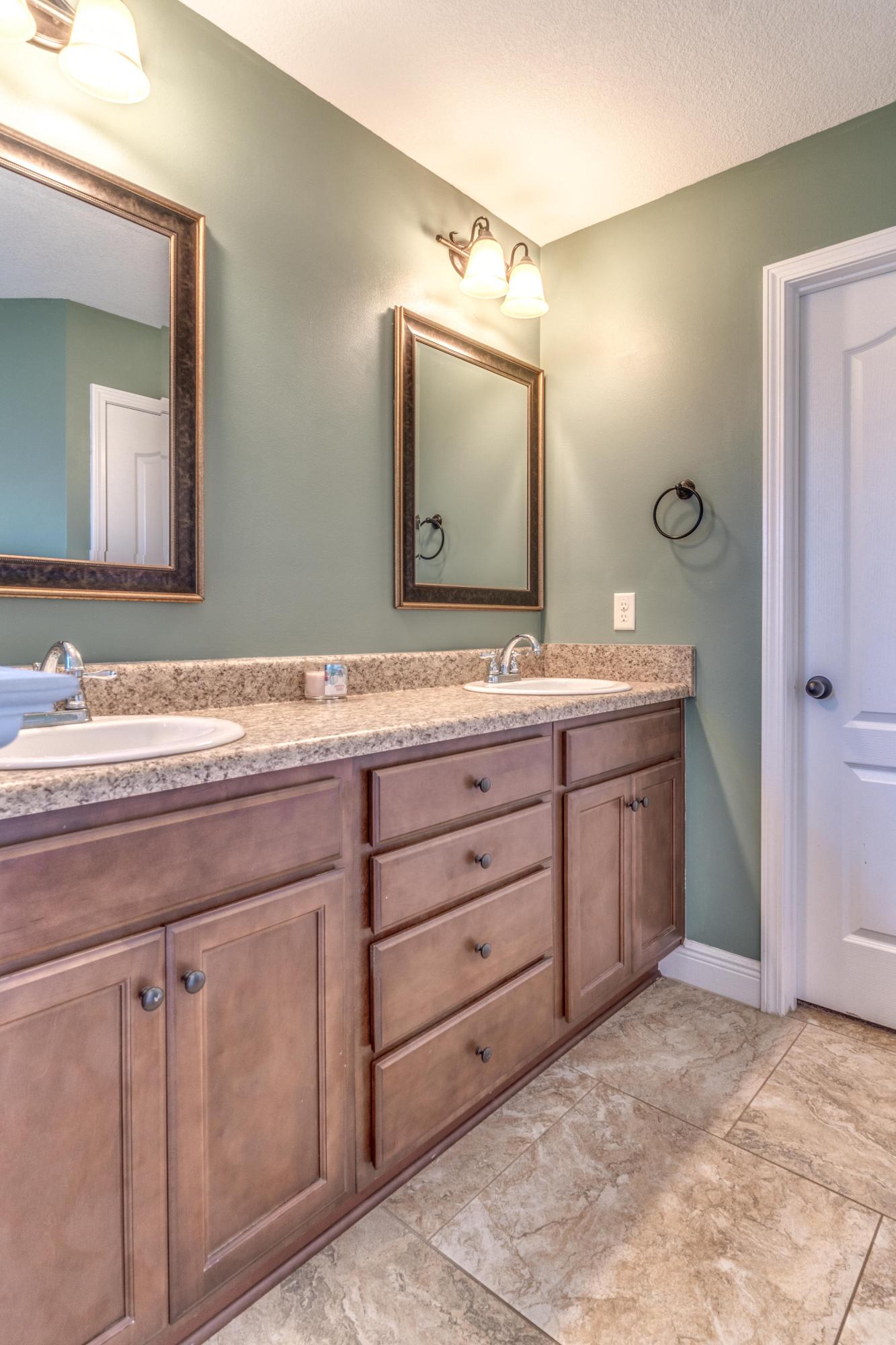 TRAILWOOD ESTATES - Residential