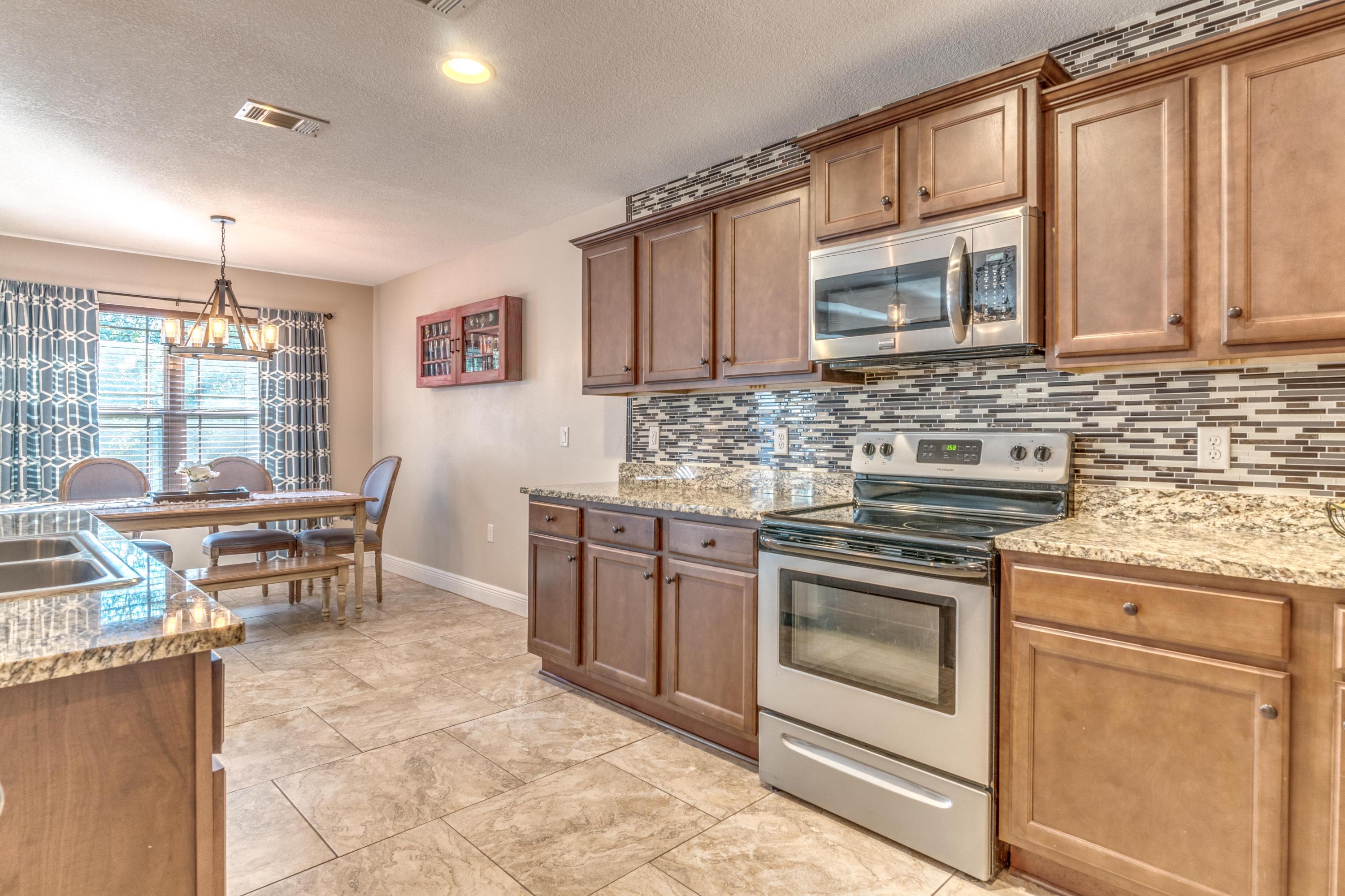 TRAILWOOD ESTATES - Residential